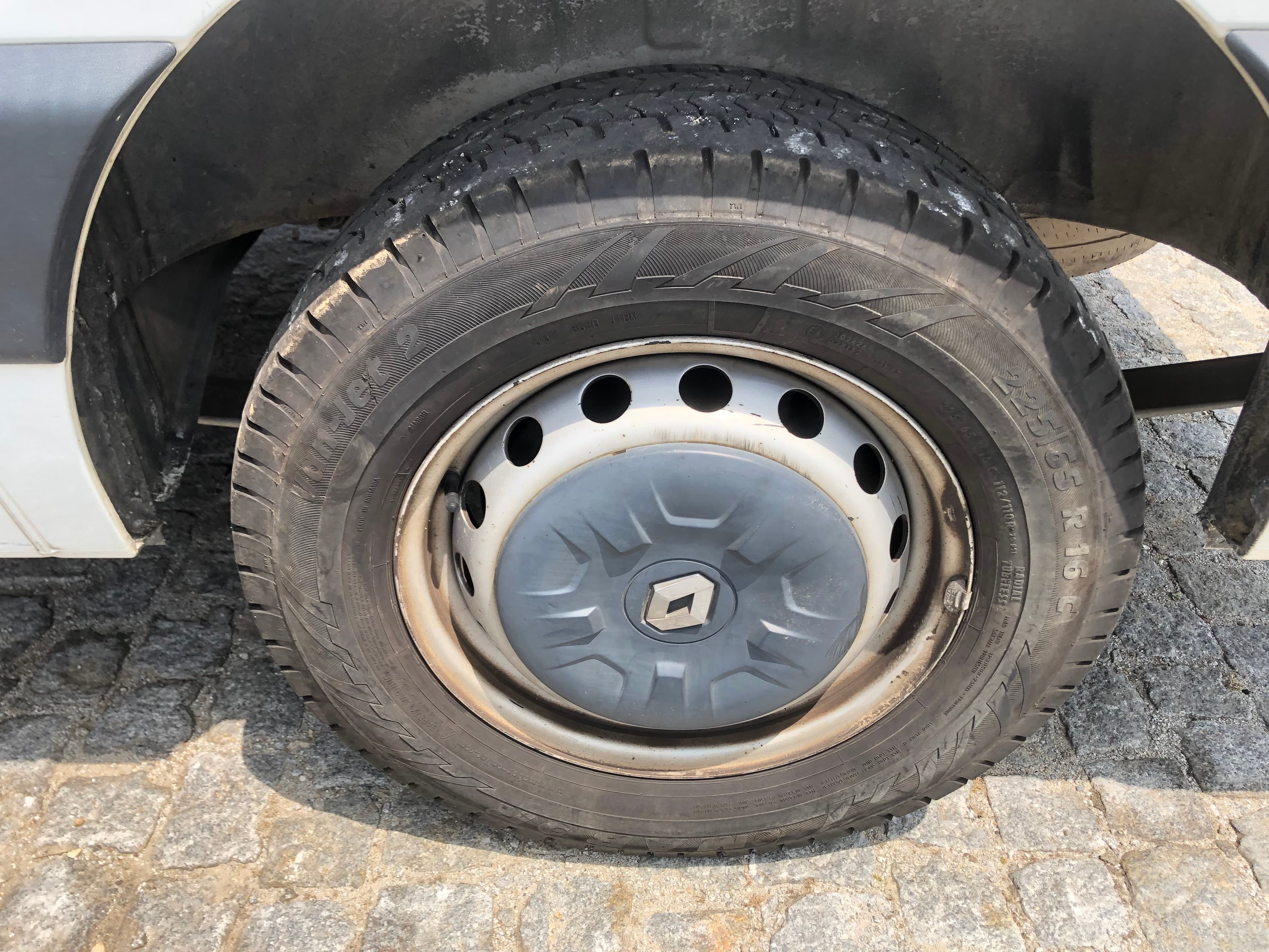 Renault Master · Ano 2014 — imagen 23