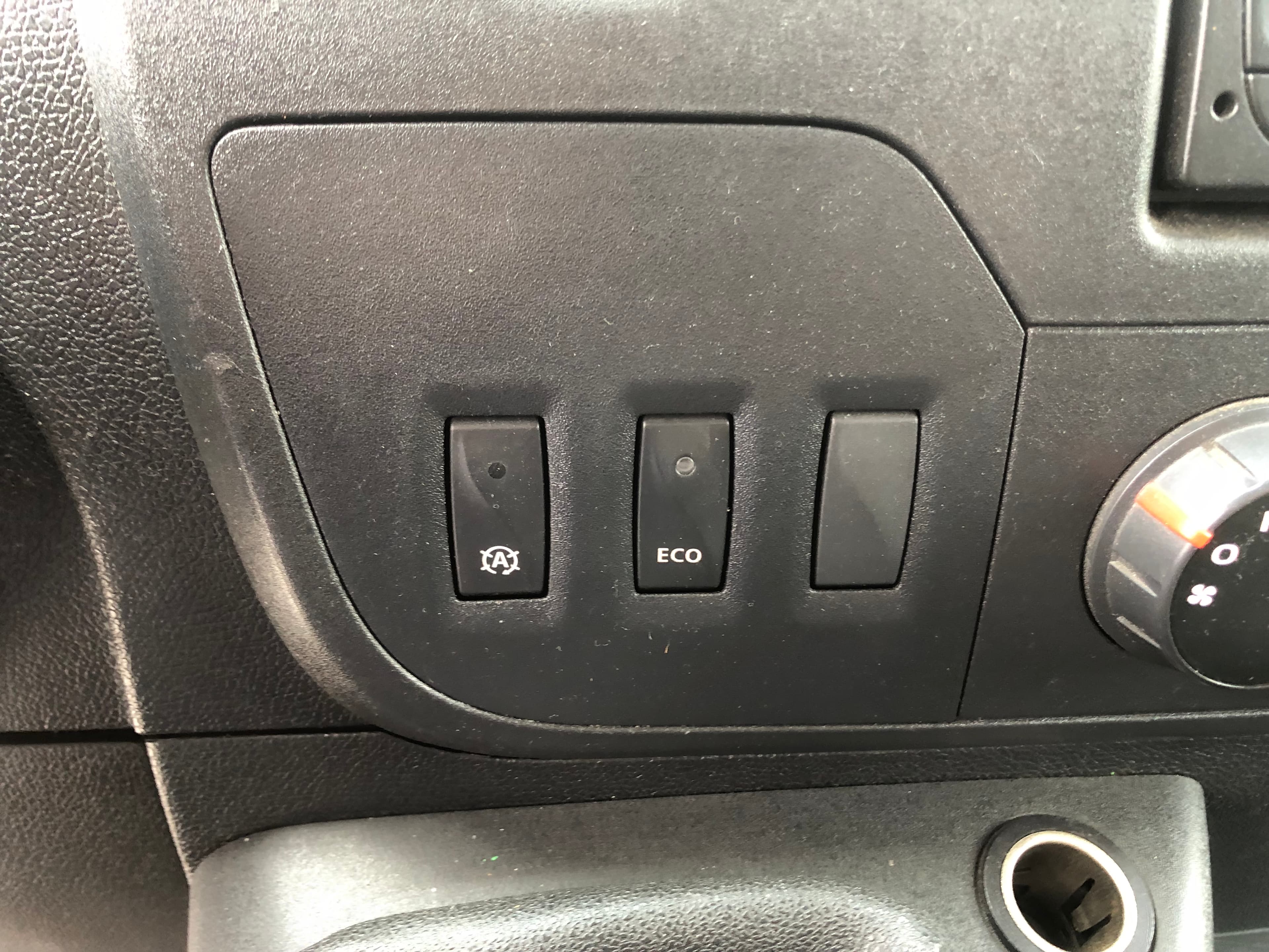 Renault Master · Ano 2014 — imagen 41