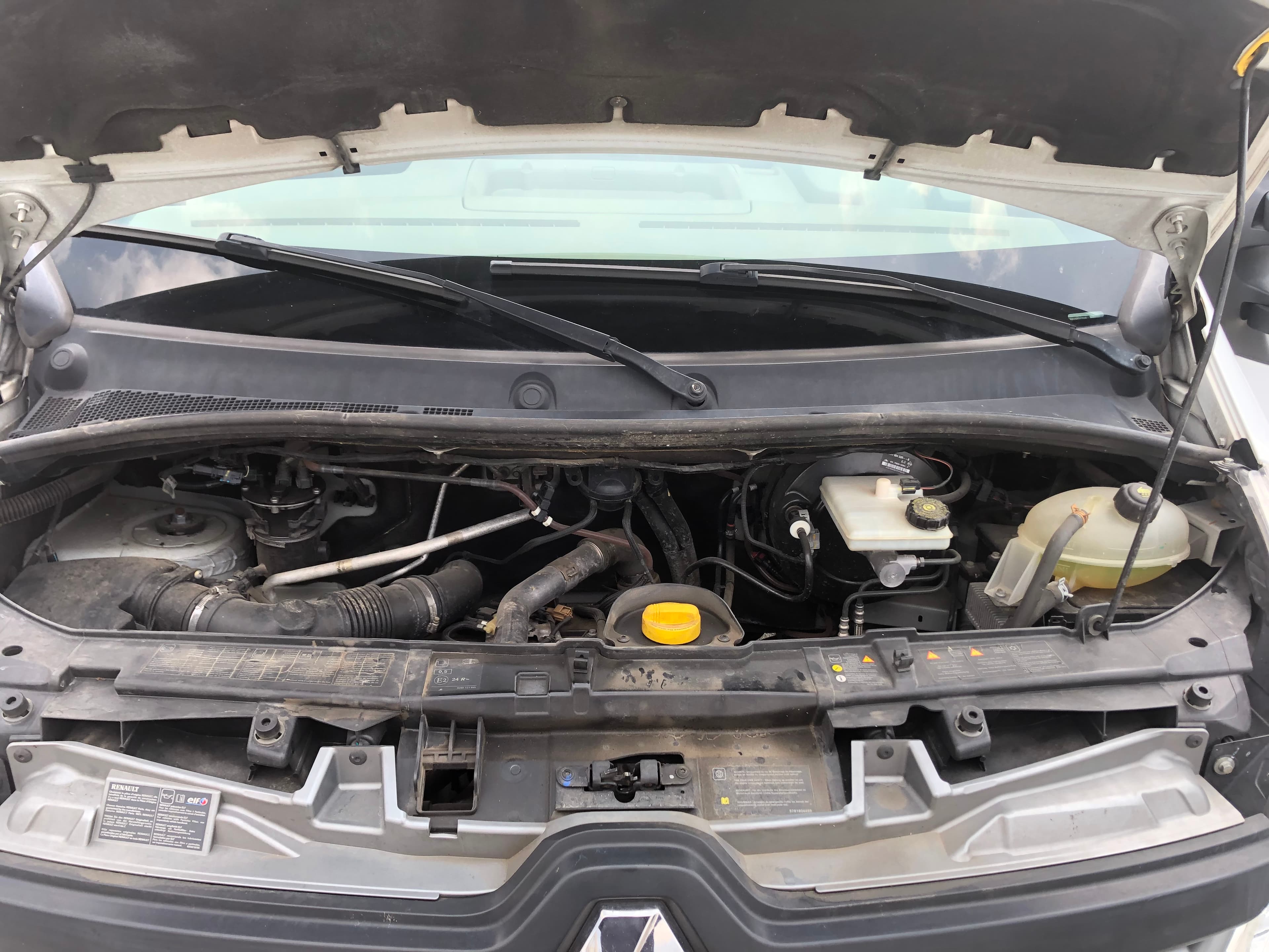 Renault Master · Ano 2014 — imagen 21