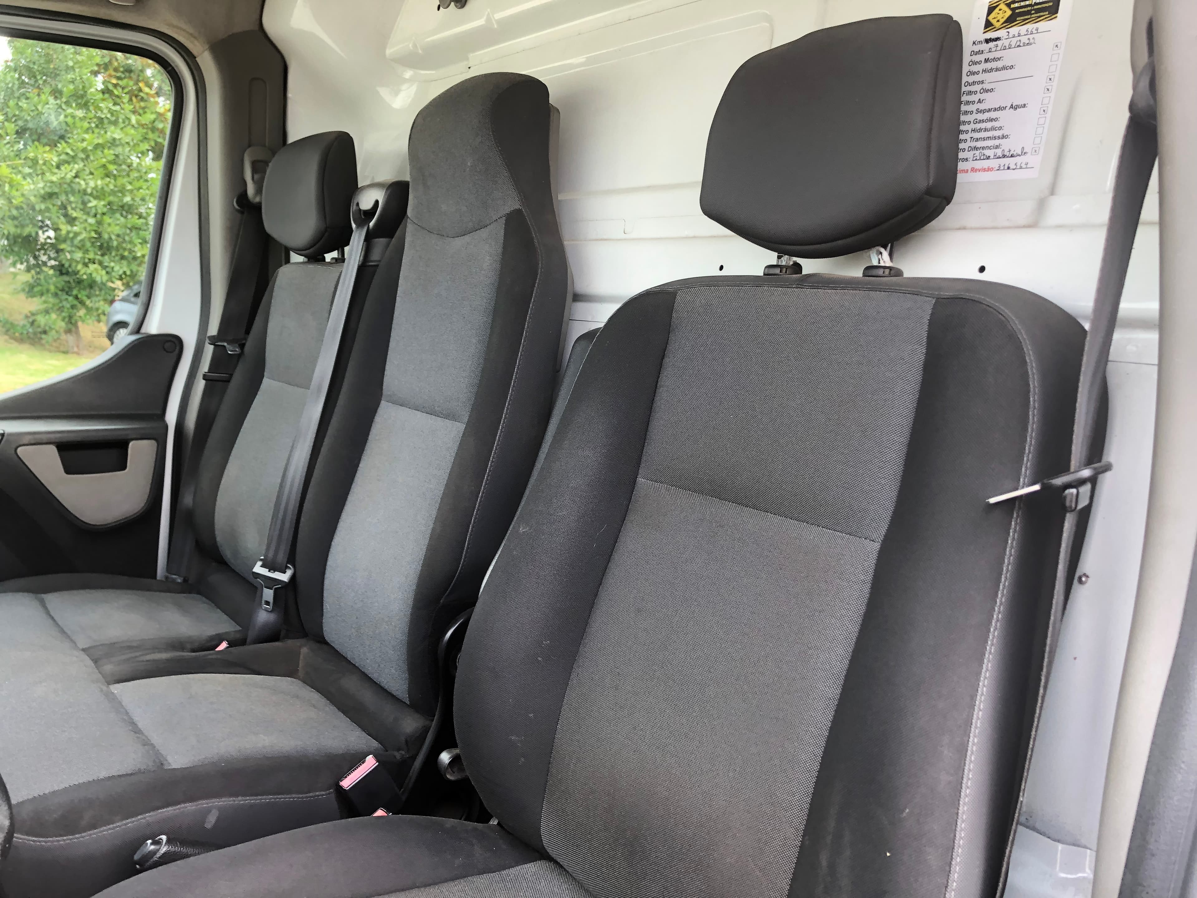 Renault Master · Ano 2014 — imagen 28