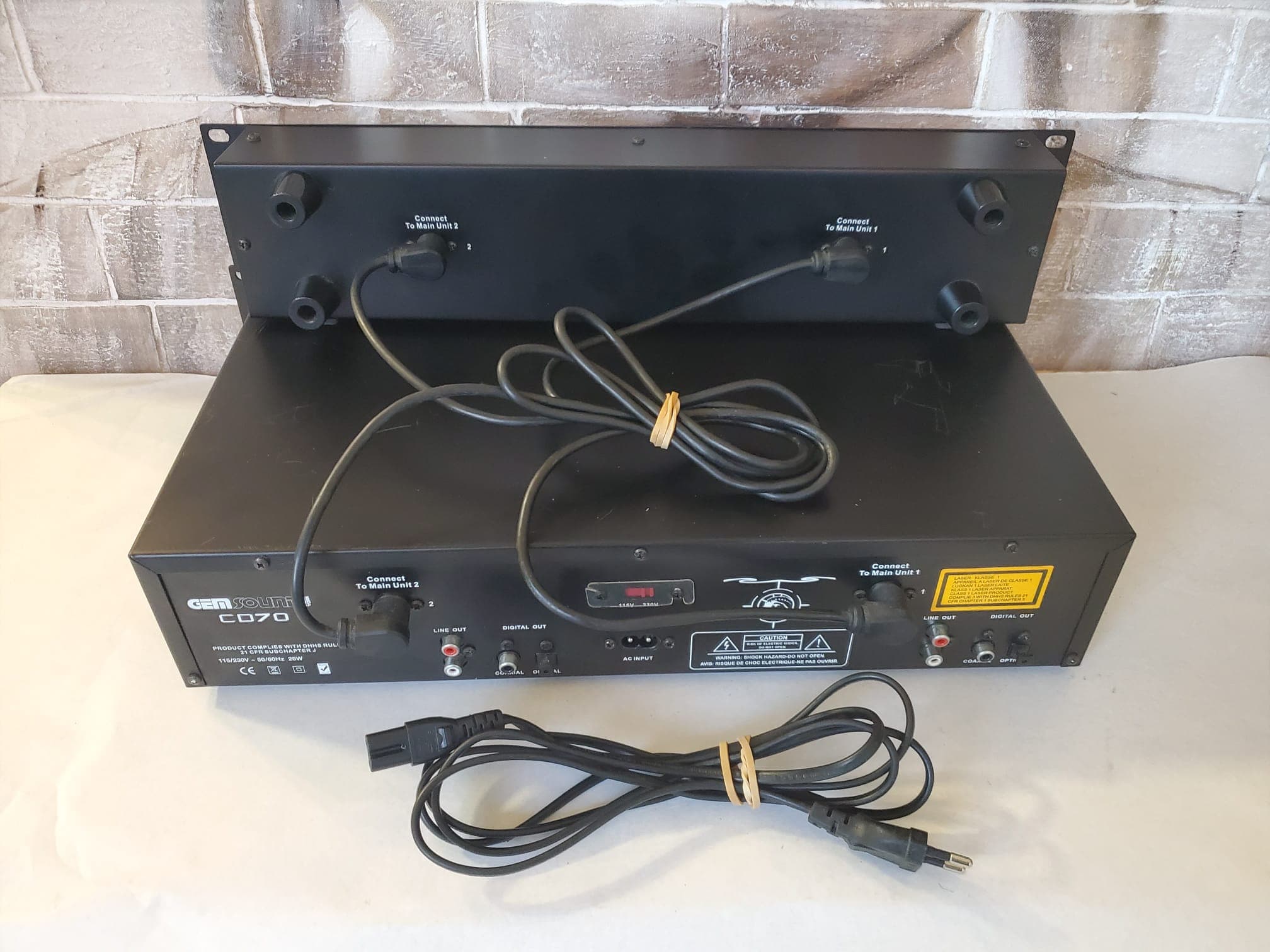 Conjunto Profissional CD-70 Dual CD Player — imagem 9