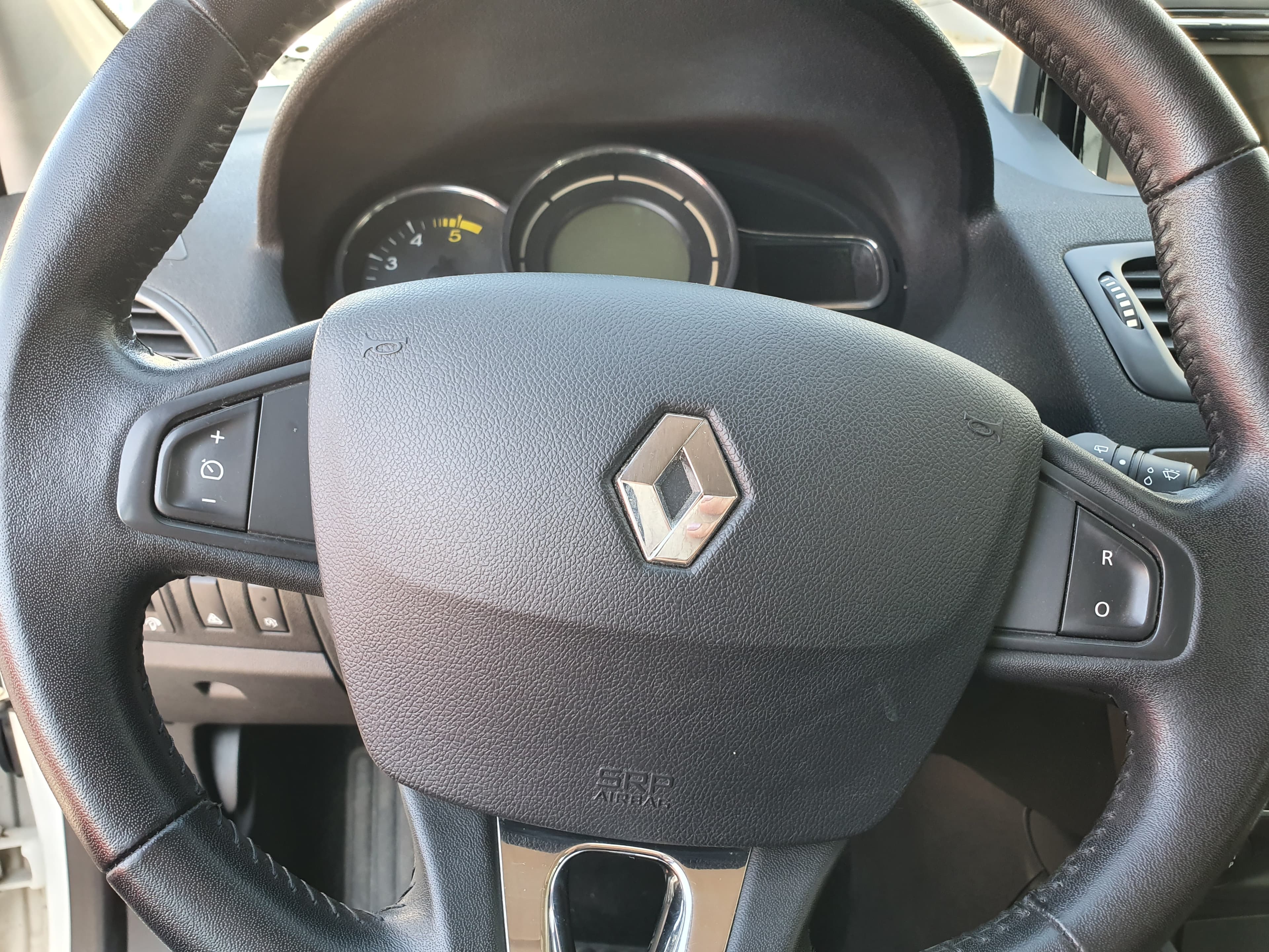 Renault Mégane · Ano 2013 — imagem 32