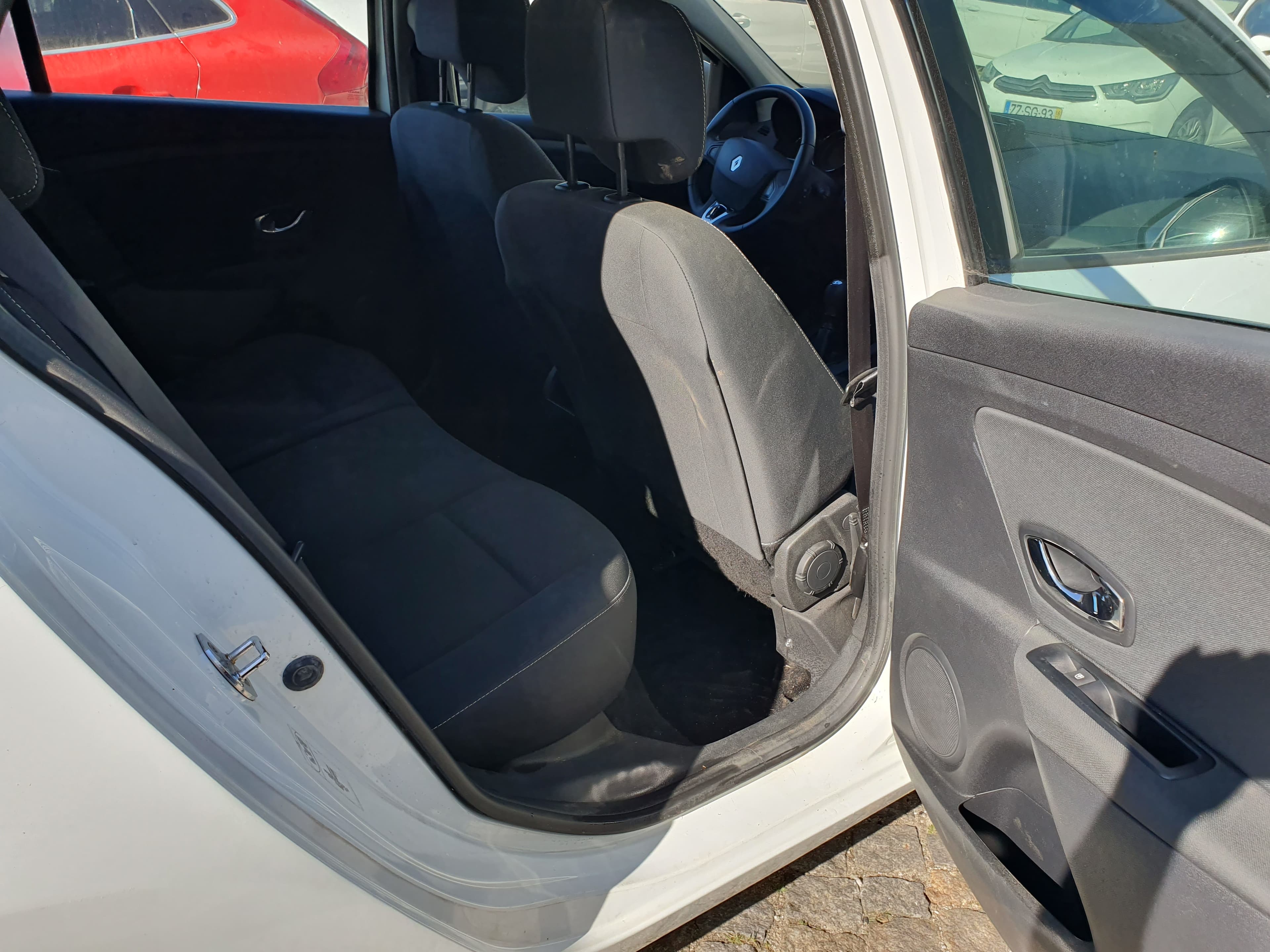 Renault Mégane · Ano 2013 — imagem 19