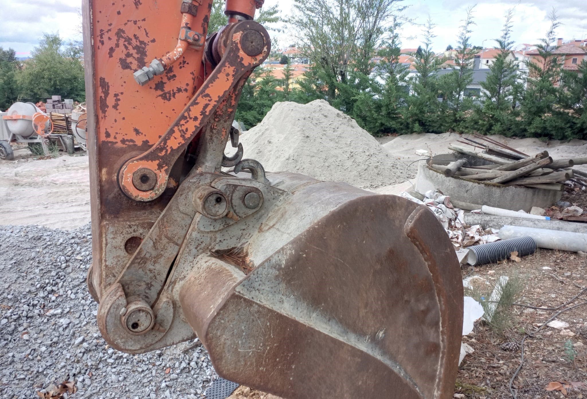 Escavadora FK EX 215 — imagem 4