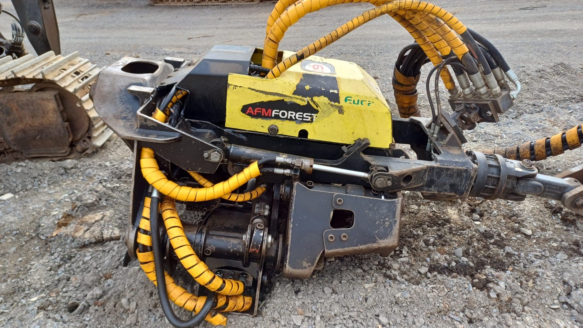 Escavadoras Volvo EC 220DL · Autocarregador florestal Ecolog 574C — image 3