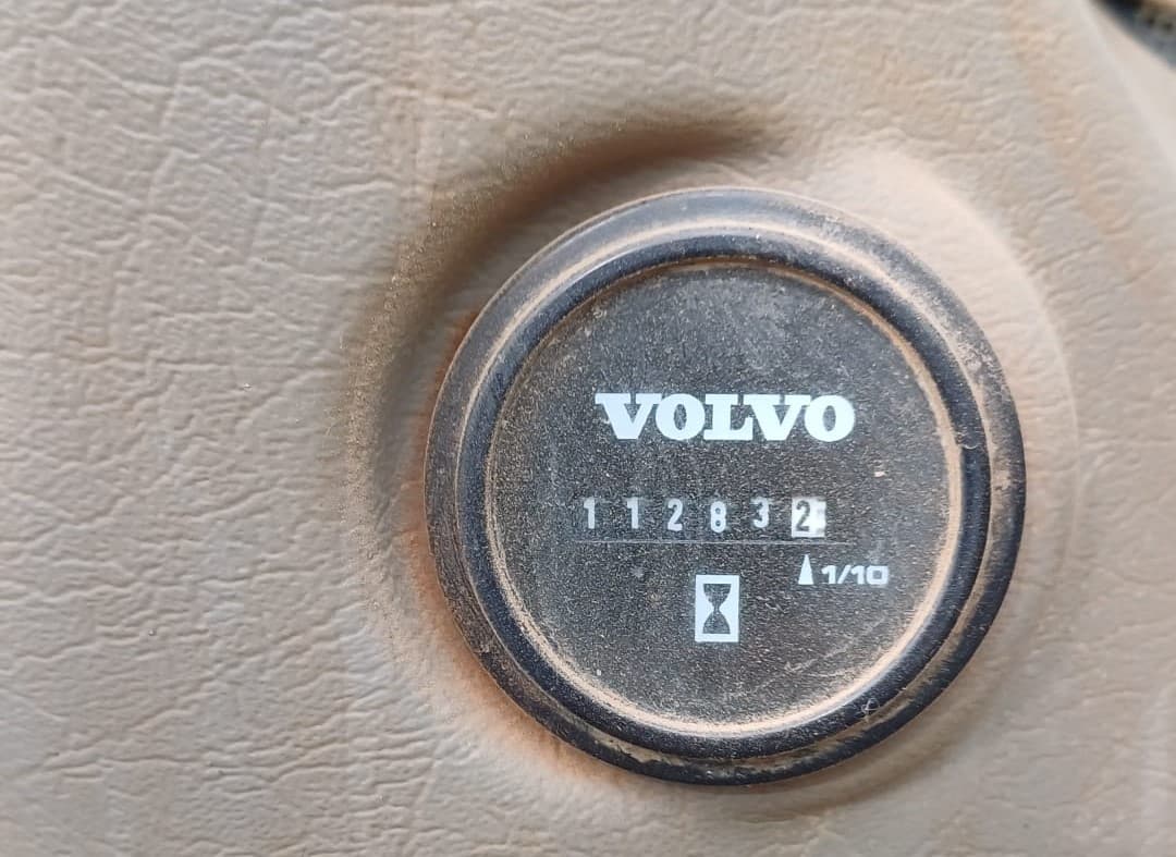 Escavadoras Volvo EC 220DL · Autocarregador florestal Ecolog 574C — image 4