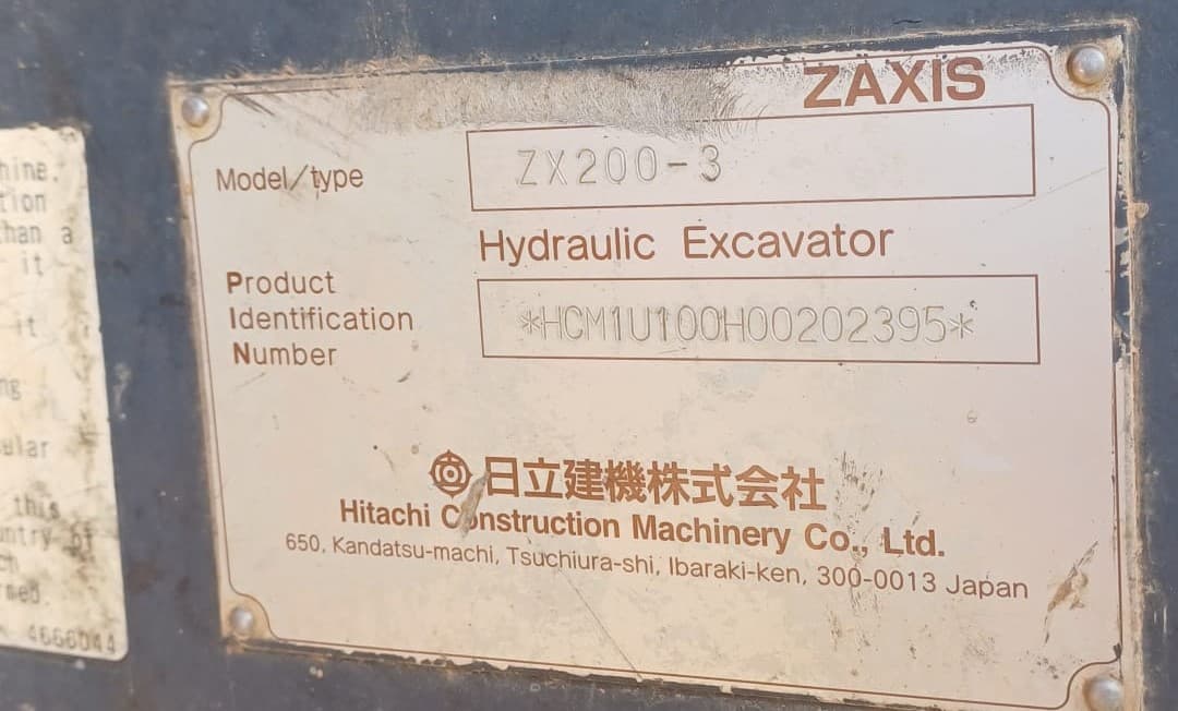 Escavadora Hitachi Zaxis ZX 200 — imagem 7