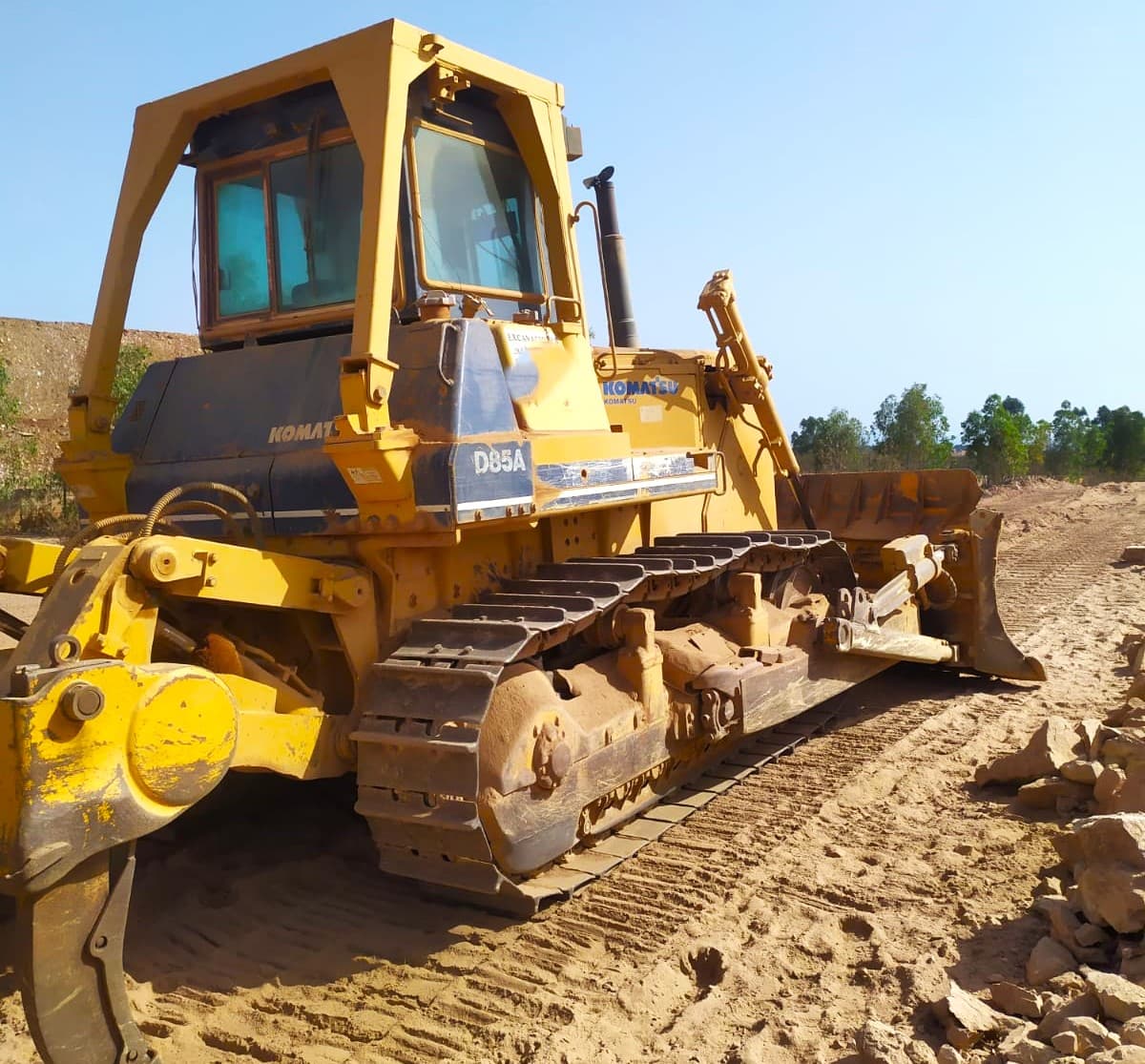 Bulldozer Caterpillar D85 A — imagen 3