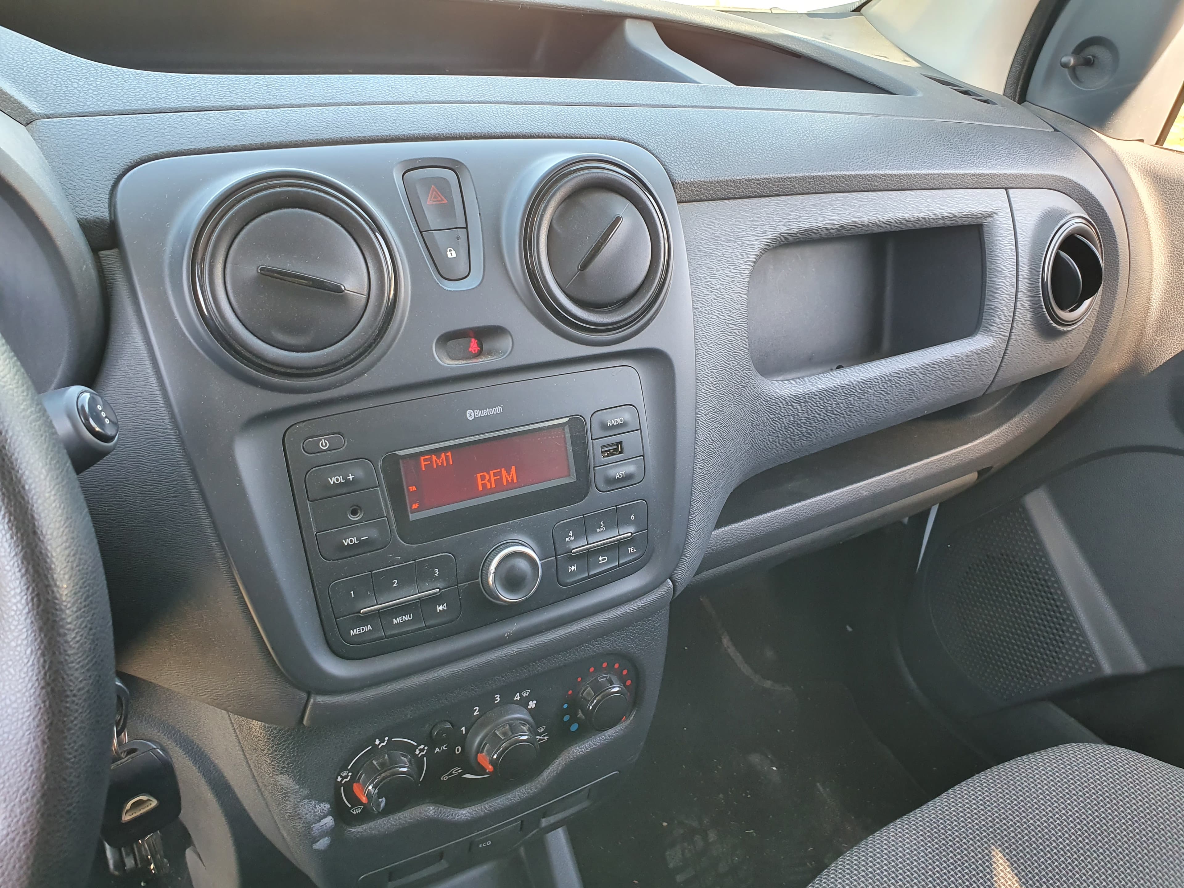 Dacia Dokker · Ano 2017 — imagem 23