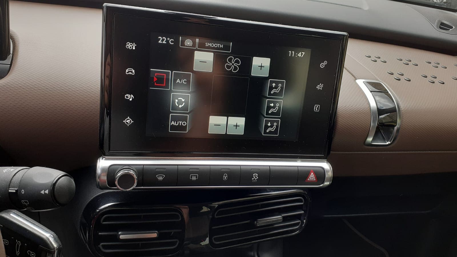 Citroën C4 Cactus · Ano 2015 — imagem 17
