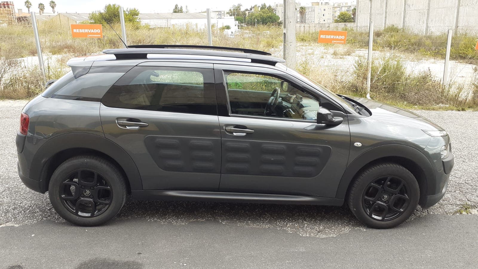 Citroën C4 Cactus · Ano 2015 — imagem 6