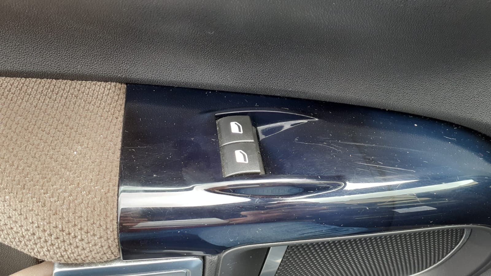 Citroën C4 Cactus · Ano 2015 — imagem 16