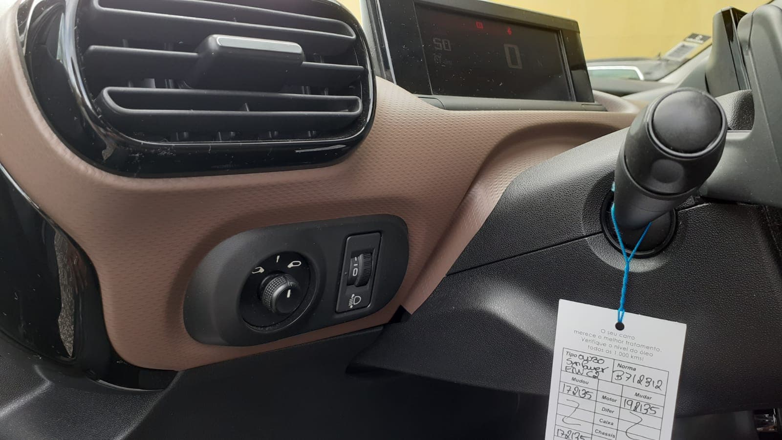 Citroën C4 Cactus · Ano 2015 — imagem 22
