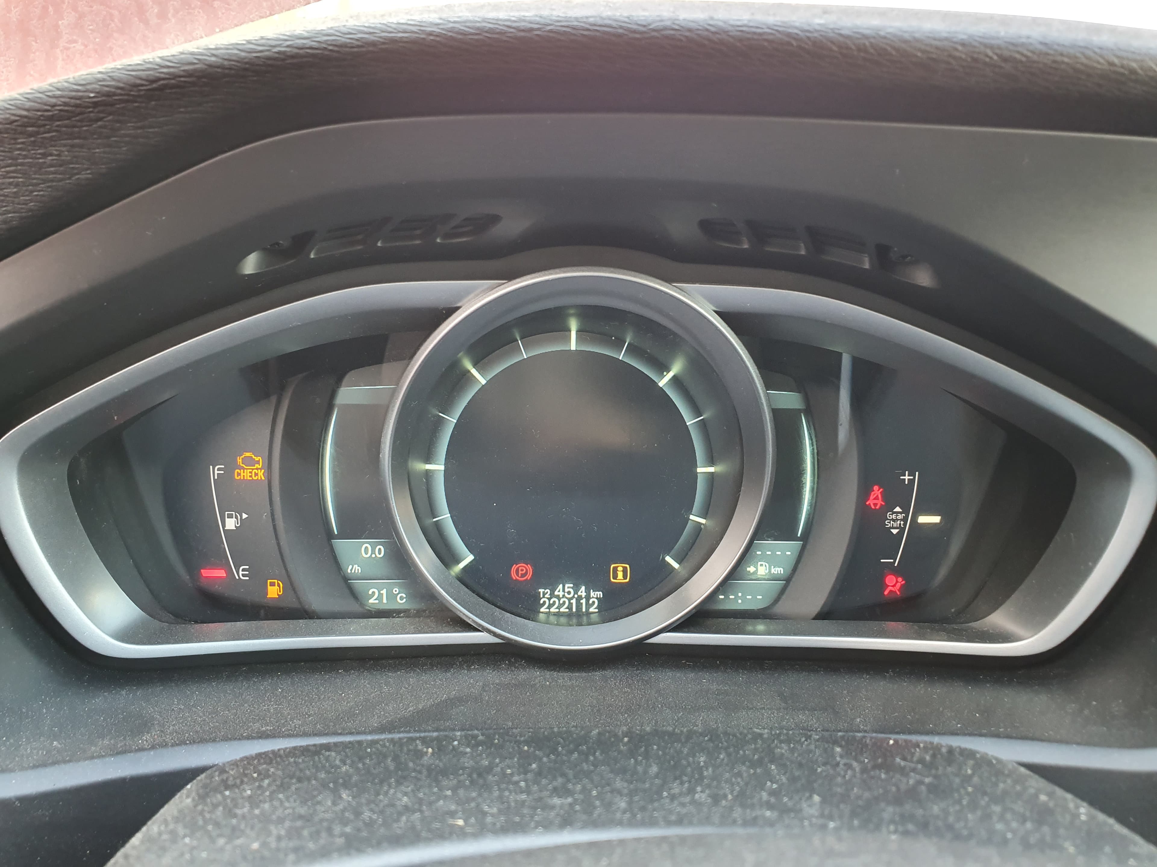 Volvo V40 · Ano 2013 — image 38