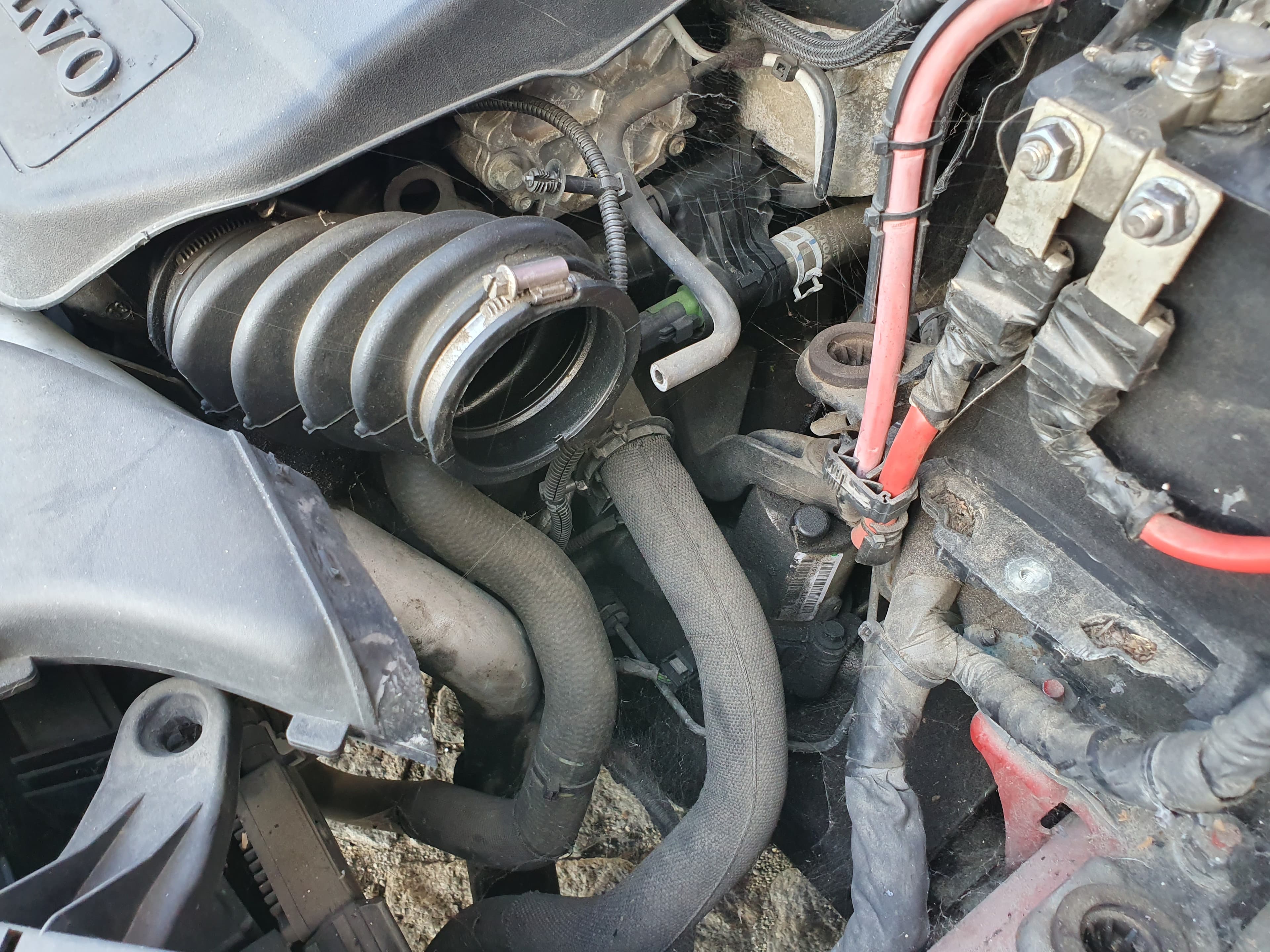 Volvo V40 · Ano 2013 — image 13