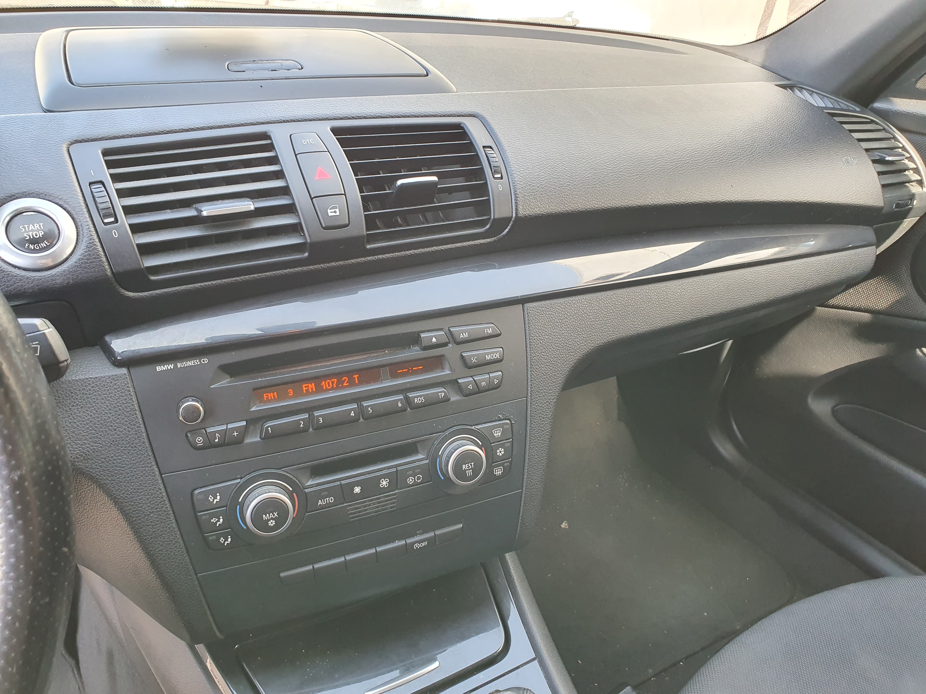 BMW 118D · Ano 2008 — imagen 34