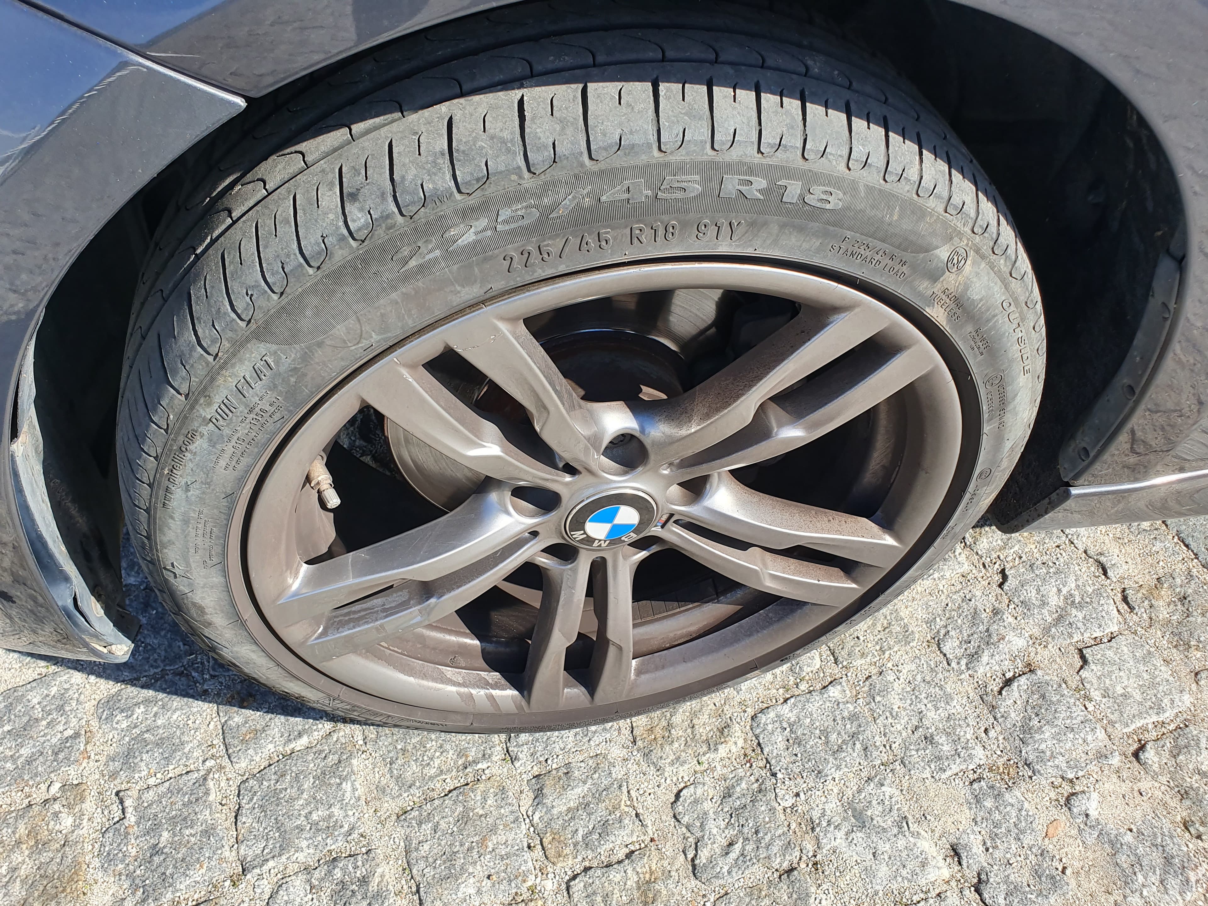 BMW 320 D X Drive · Ano 2017 — imagen 16