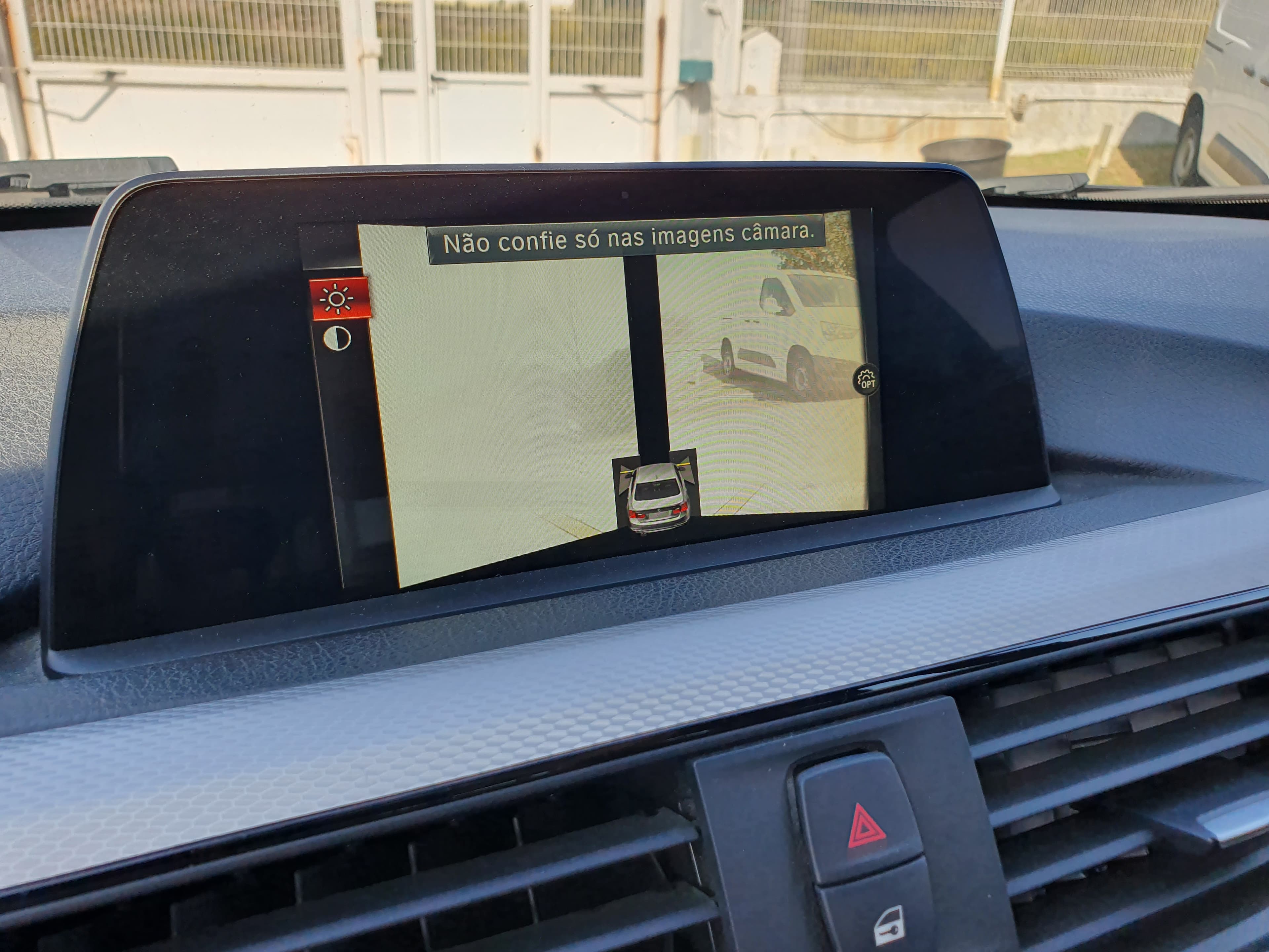 BMW 320 D X Drive · Ano 2017 — imagen 48