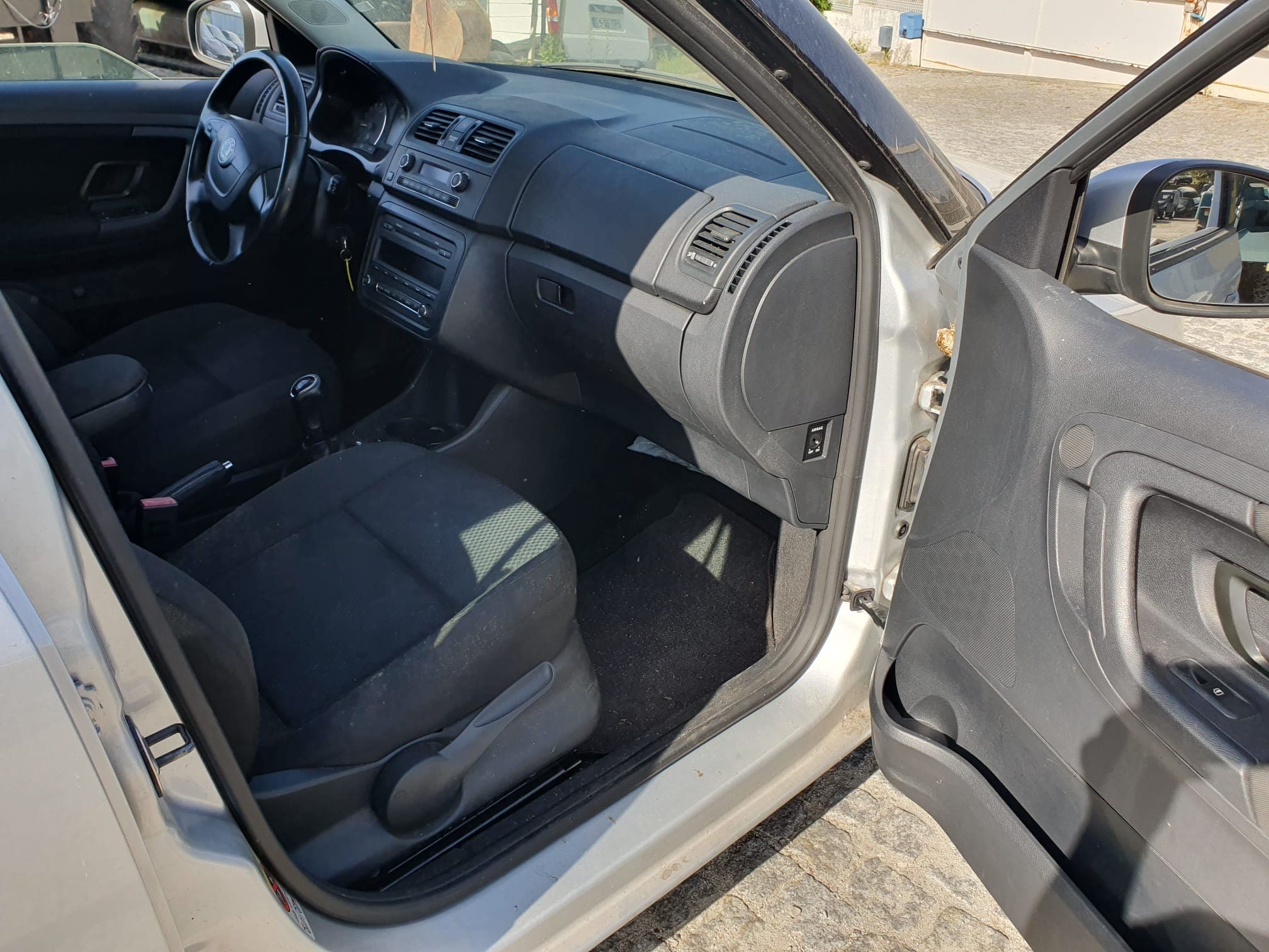 Skoda Fábia 1.6 TDI · Ano 2010 — imagen 42