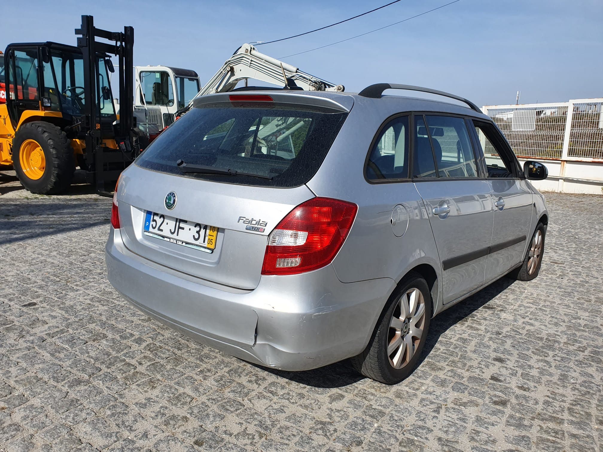 Skoda Fábia 1.6 TDI · Ano 2010 — imagen 5