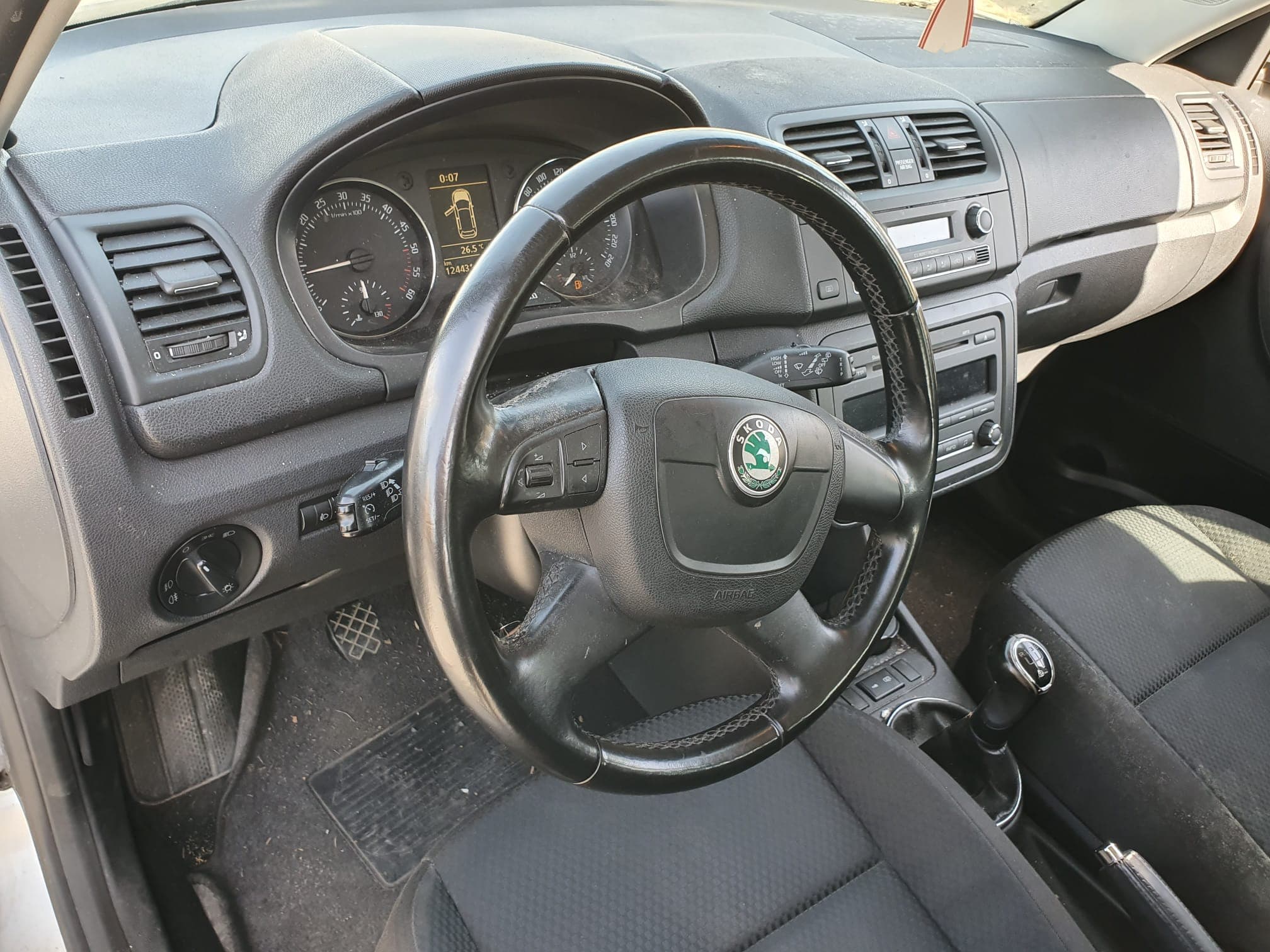Skoda Fábia 1.6 TDI · Ano 2010 — imagen 21
