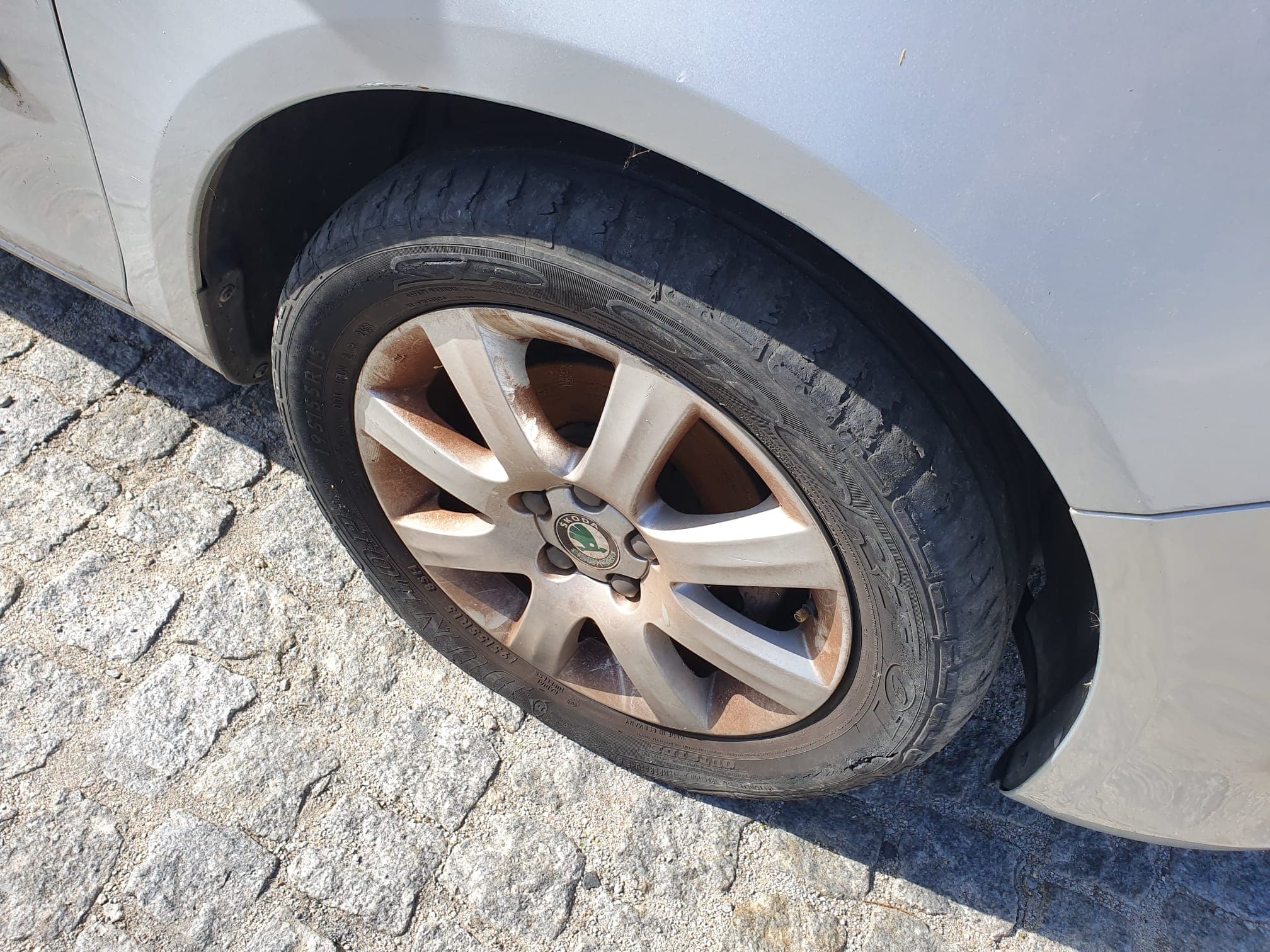 Skoda Fábia 1.6 TDI · Ano 2010 — imagen 19