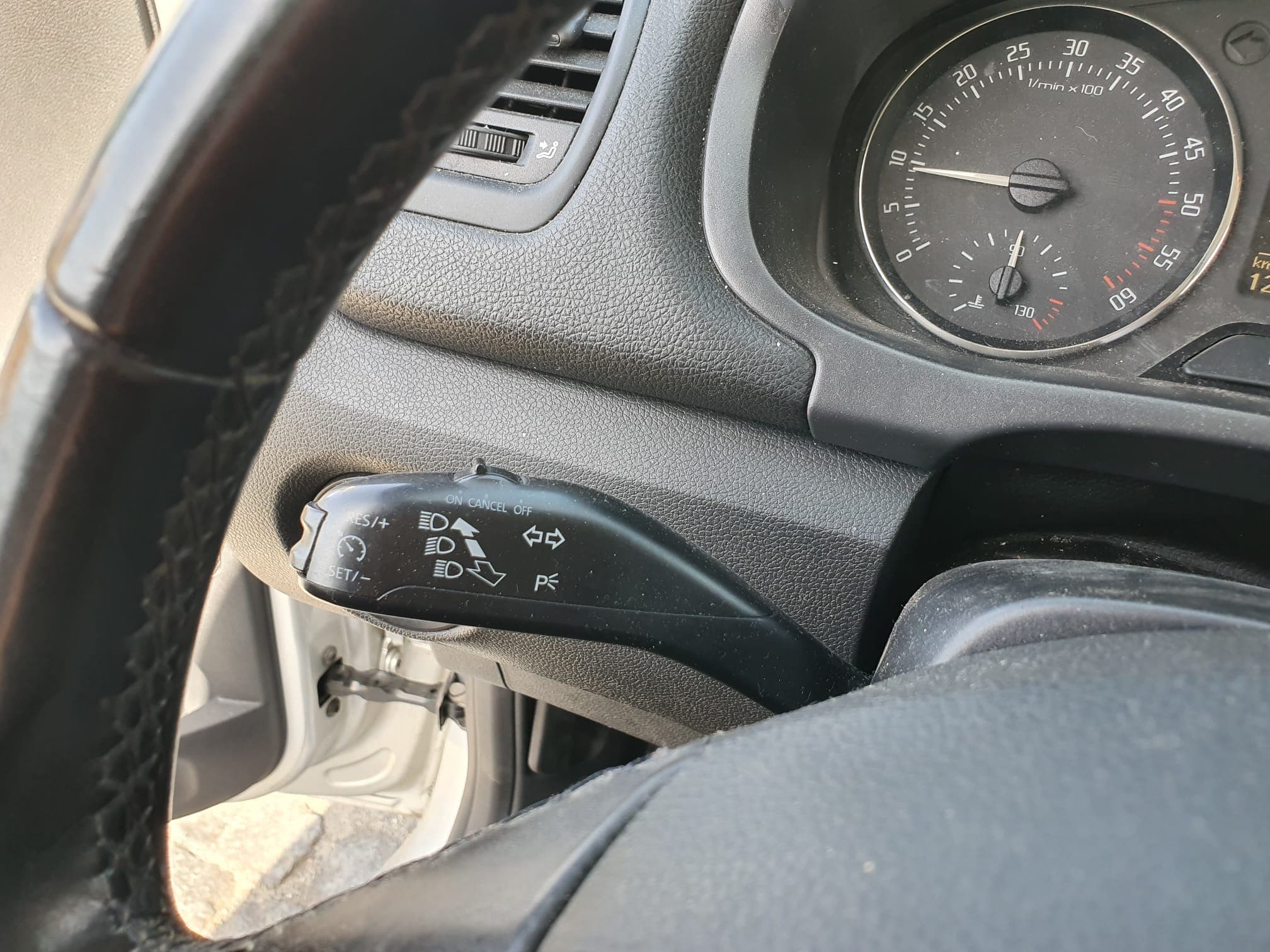 Skoda Fábia 1.6 TDI · Ano 2010 — imagen 29