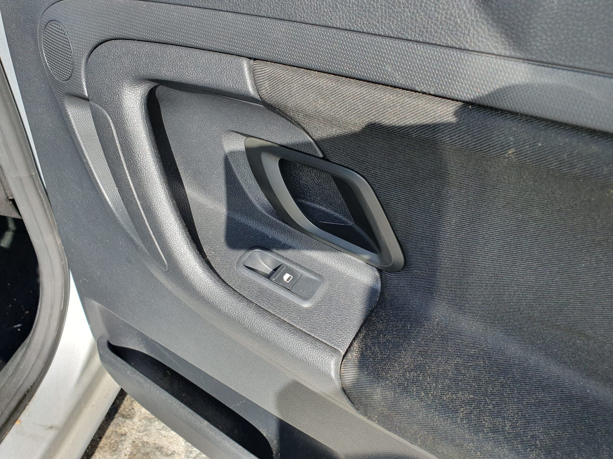 Skoda Fábia 1.6 TDI · Ano 2010 — imagen 40