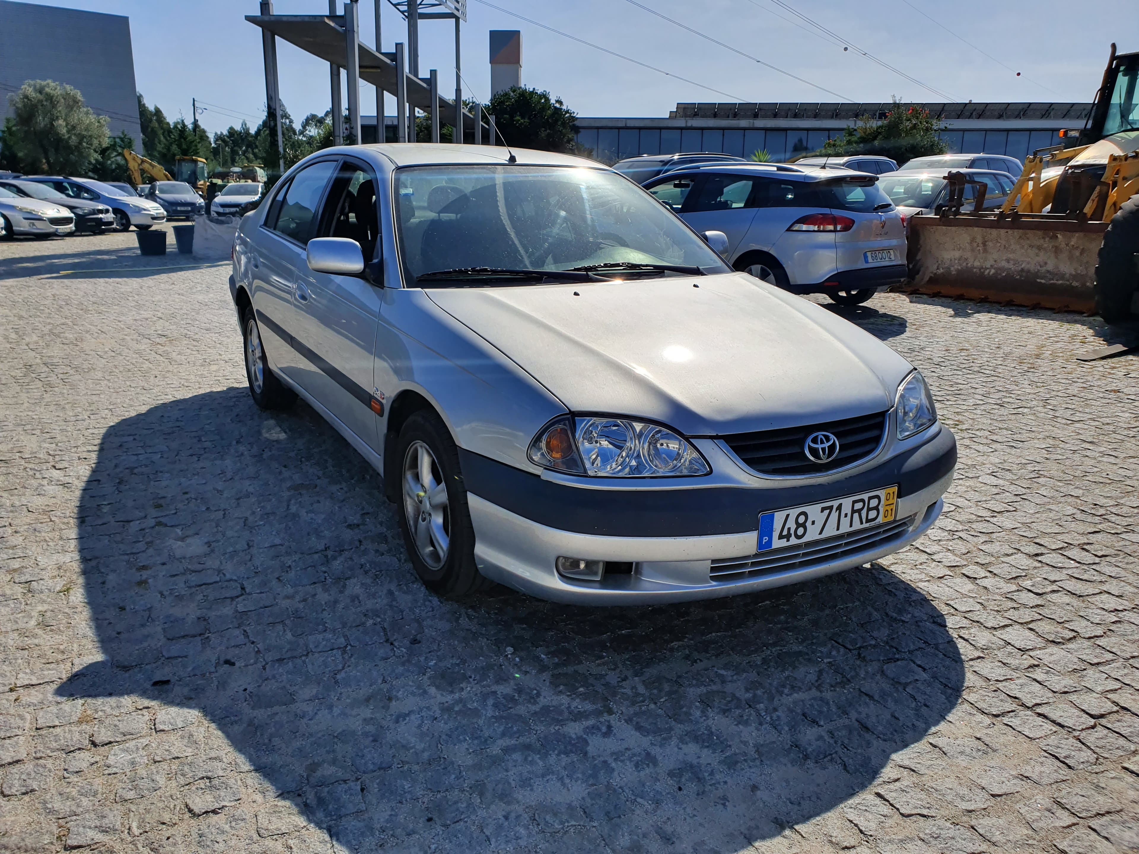 Toyota Avensis · Ano 2001 — imagem 3