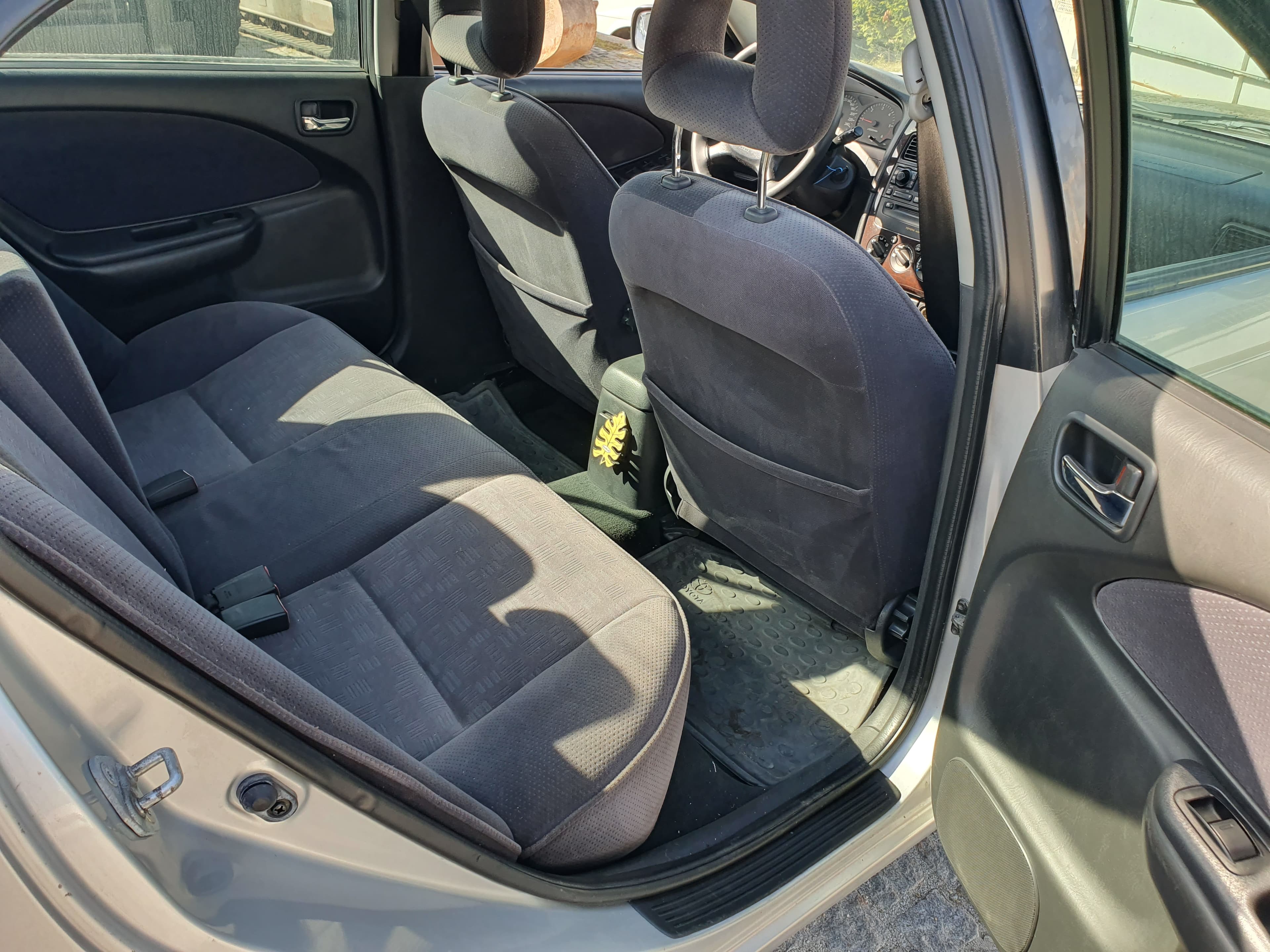 Toyota Avensis · Ano 2001 — imagem 20