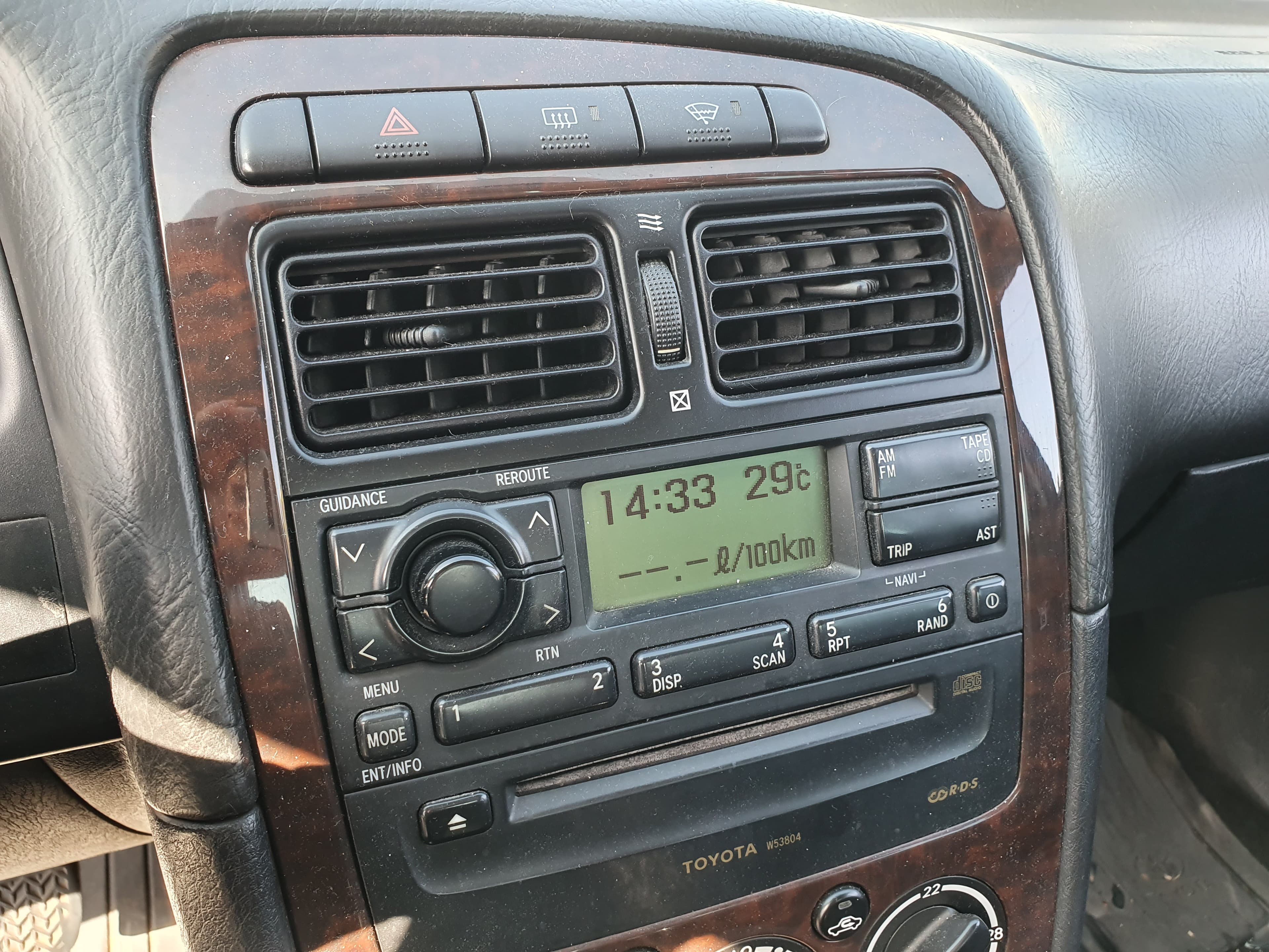 Toyota Avensis · Ano 2001 — imagem 32