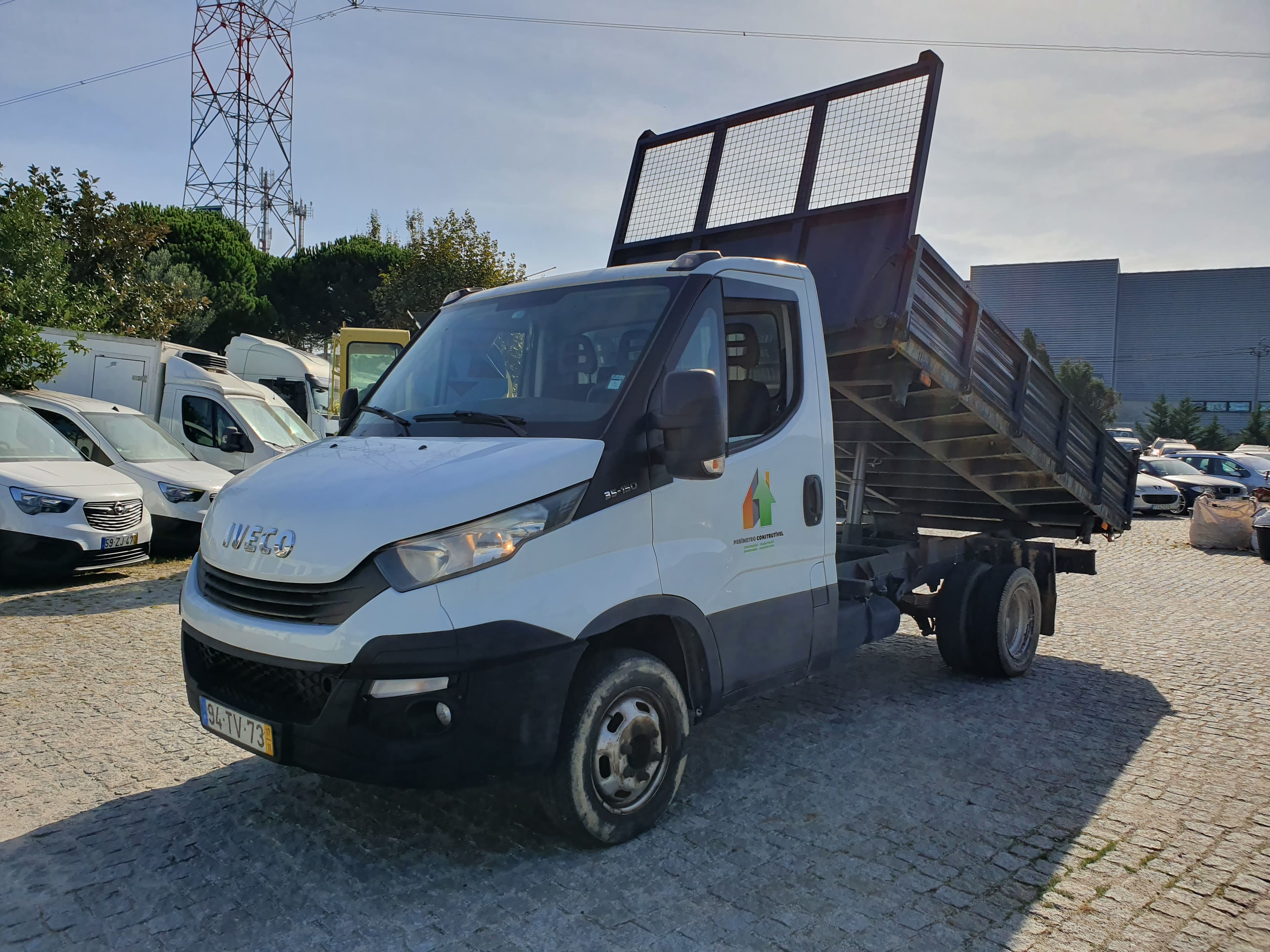 Iveco Daily 35C15 · Basculante · Ano 2017 — image 16