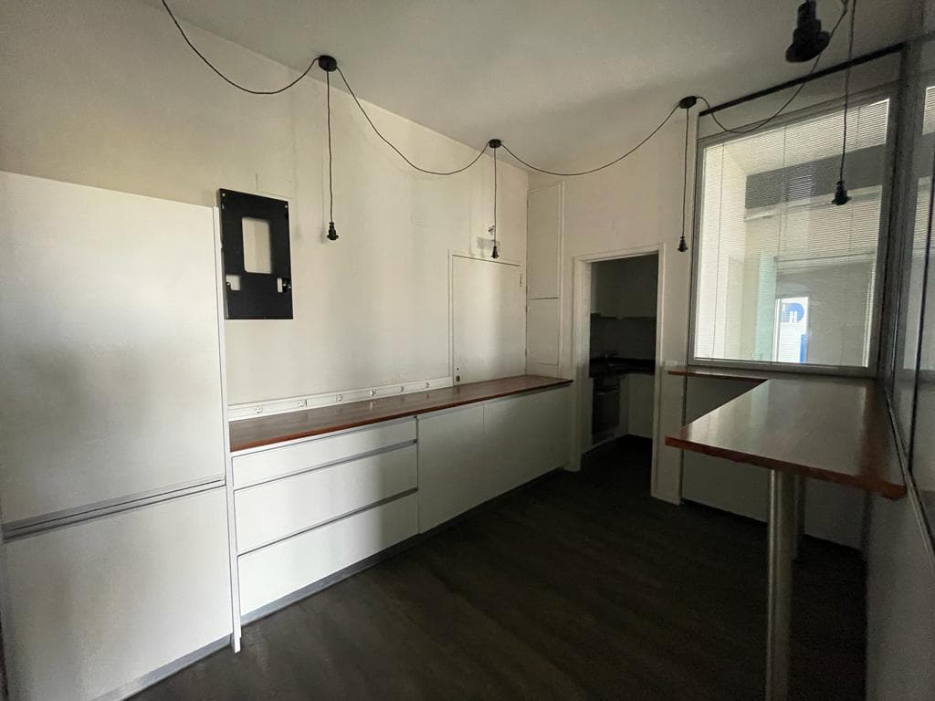 Escritórios + Lugares de Garagem · Porto — imagem 19