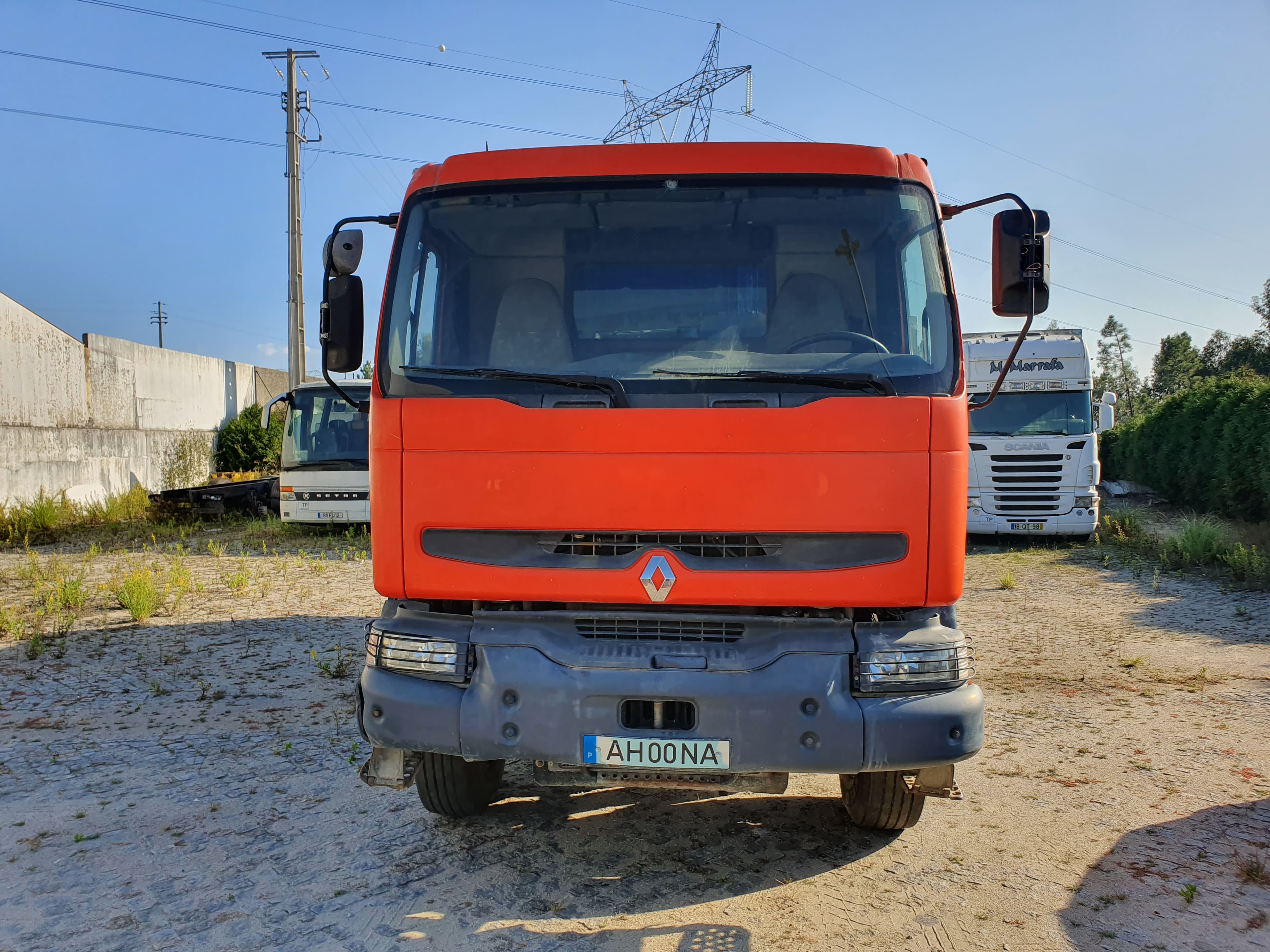 Renault 370 DCI · Basculante · Ano 2003 — imagen 3