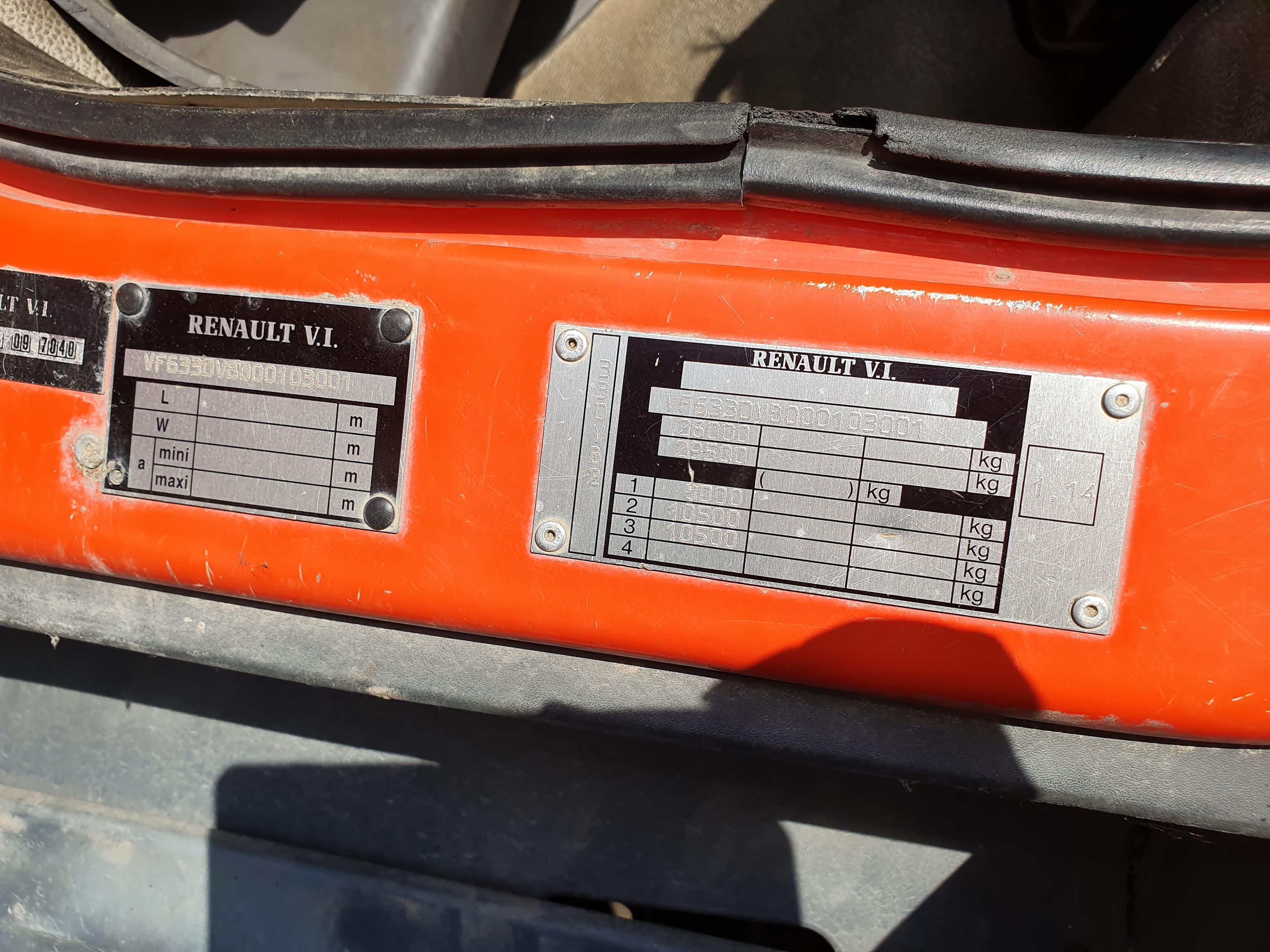 Renault 370 DCI · Basculante · Ano 2003 — imagen 33