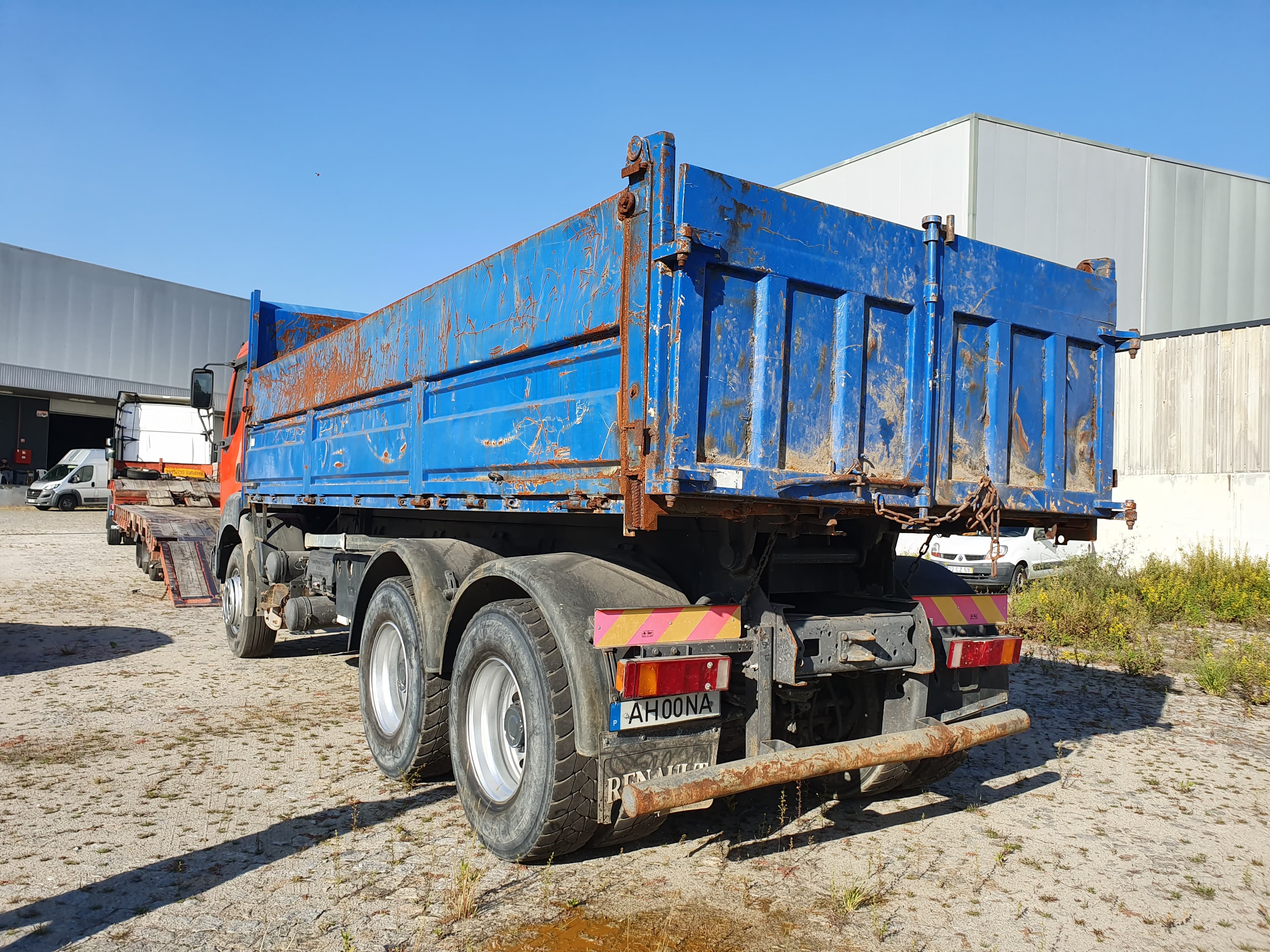Renault 370 DCI · Basculante · Ano 2003 — imagen 5