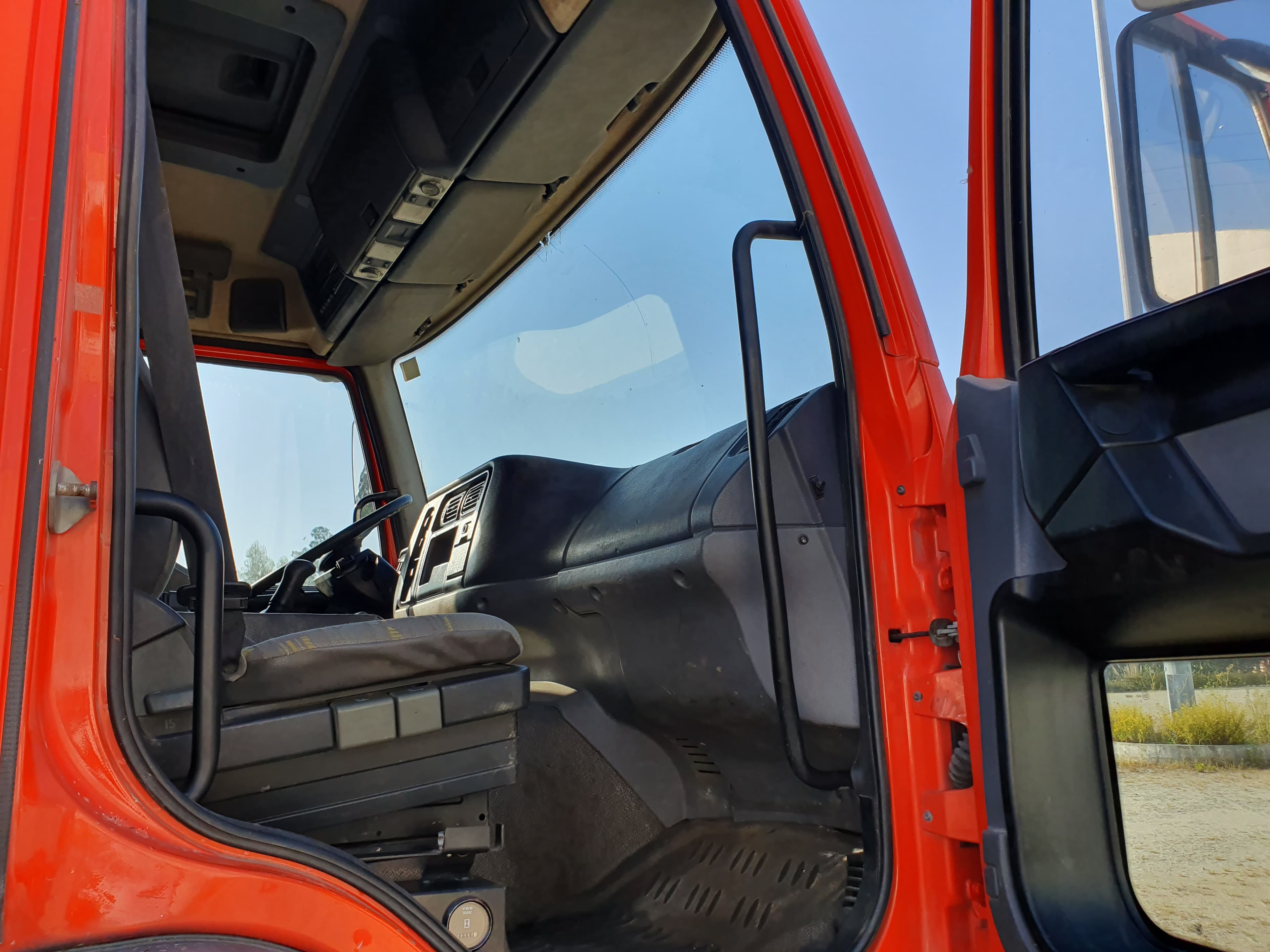 Renault 370 DCI · Basculante · Ano 2003 — imagen 29