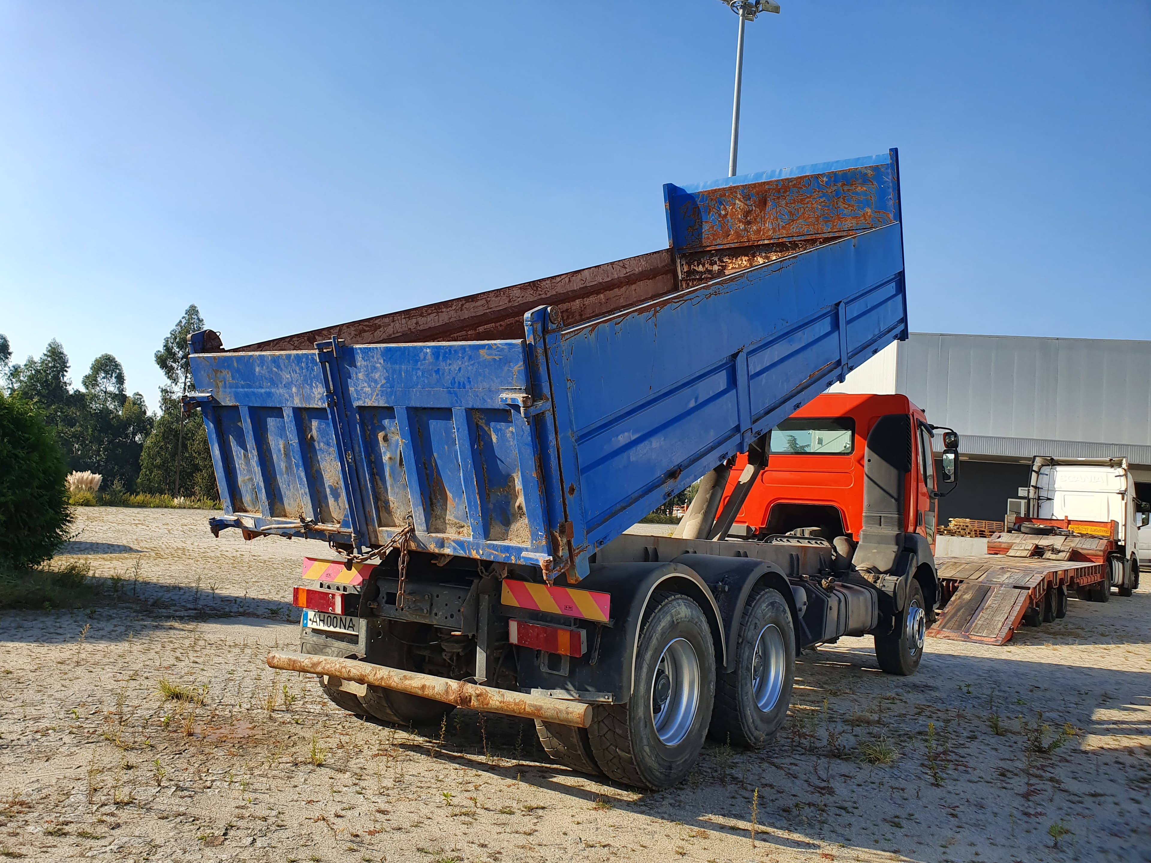 Renault 370 DCI · Basculante · Ano 2003 — imagen 10