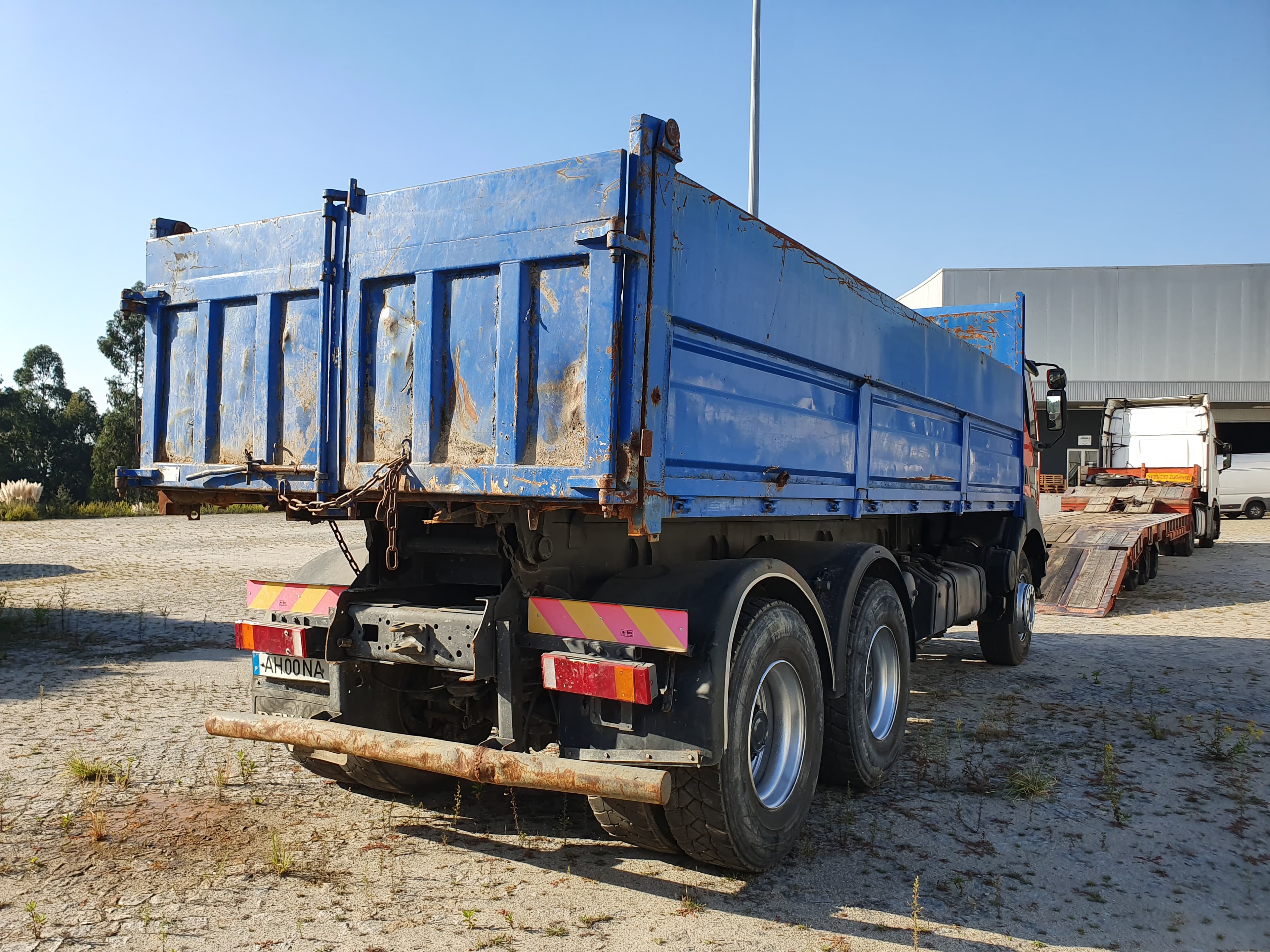Renault 370 DCI · Basculante · Ano 2003 — imagen 7