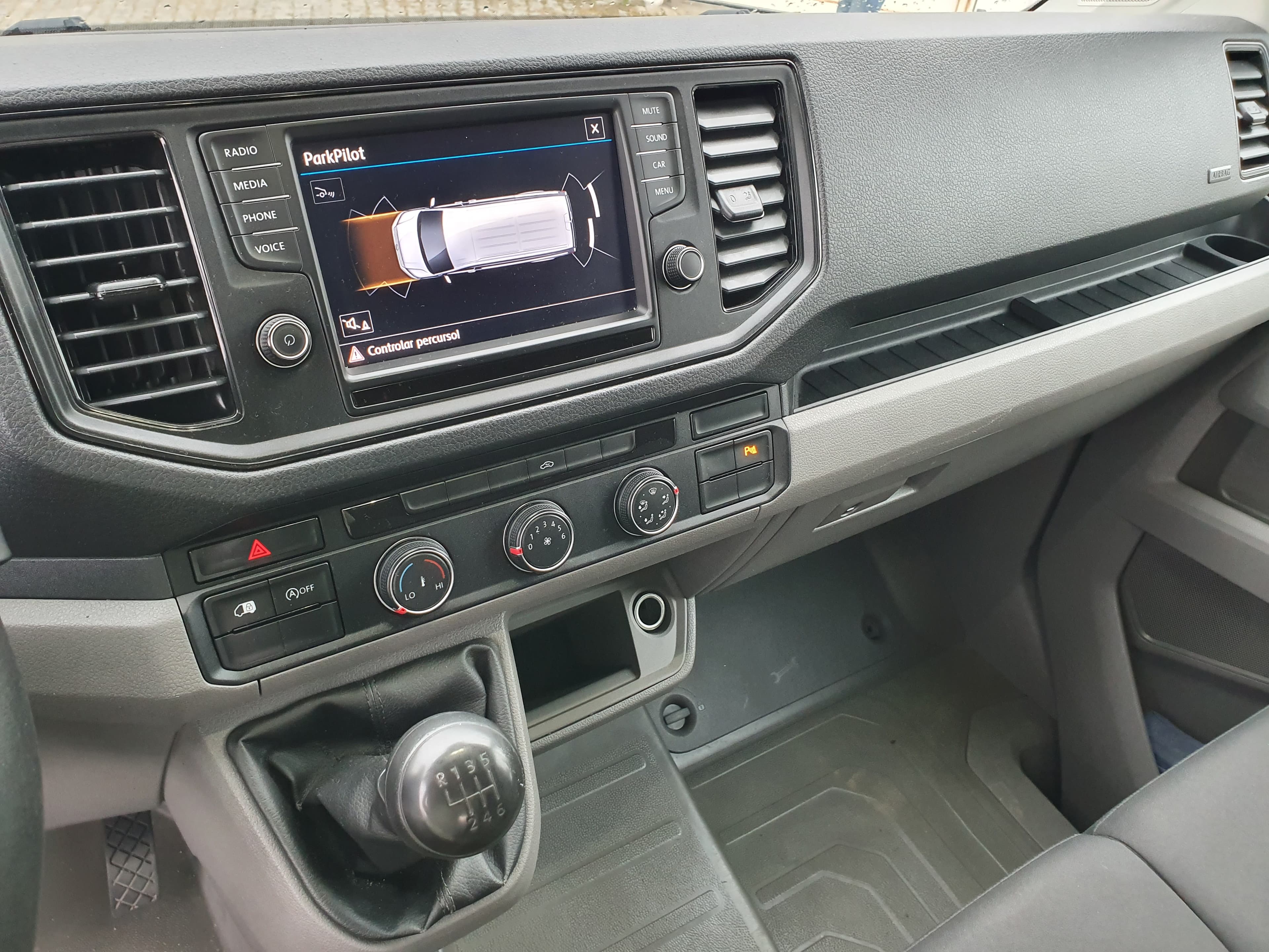 Volkswagen Crafter · Ano 2018 — imagem 29