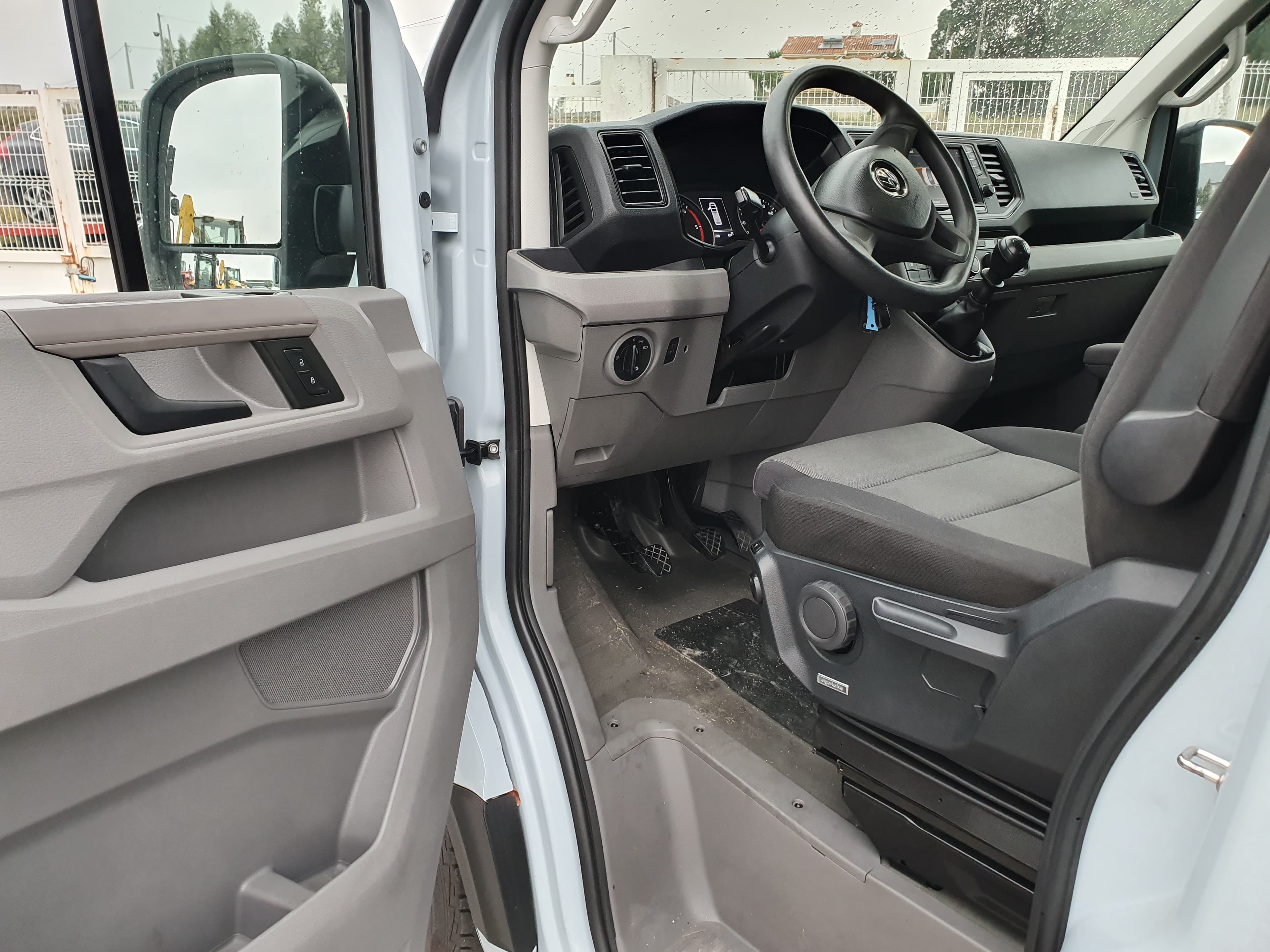 Volkswagen Crafter · Ano 2018 — imagem 19