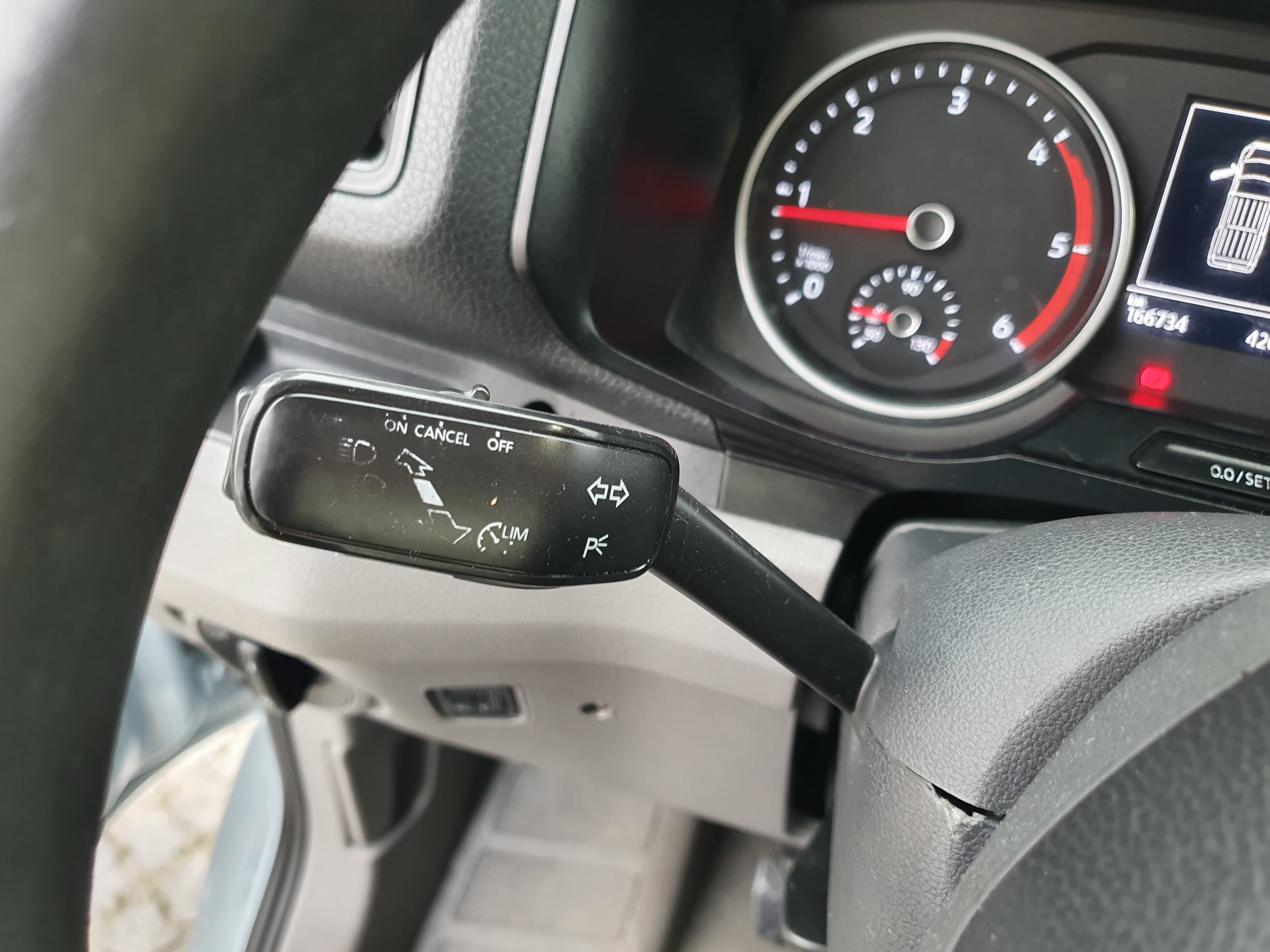 Volkswagen Crafter · Ano 2018 — imagem 32