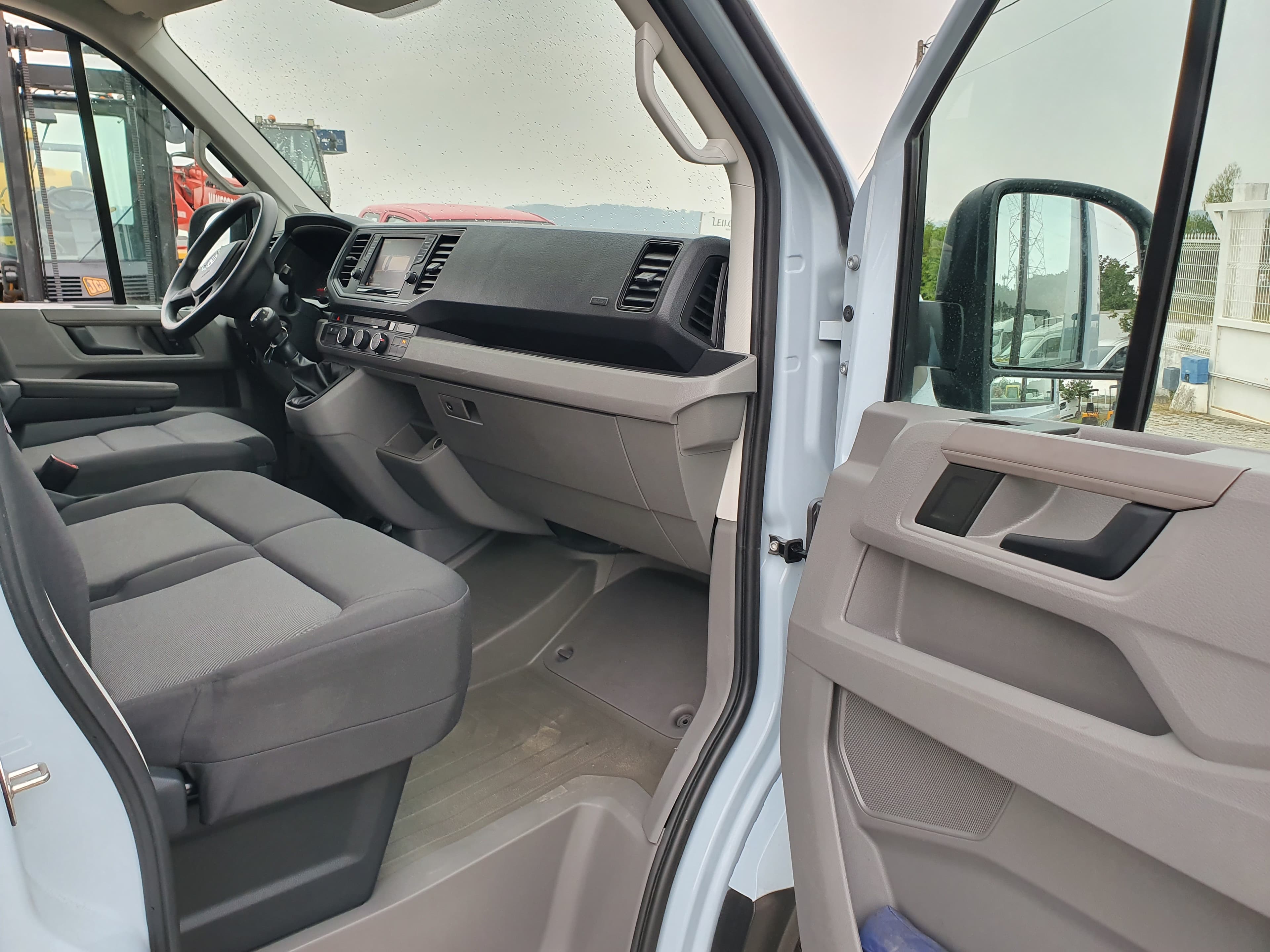 Volkswagen Crafter · Ano 2018 — imagem 22