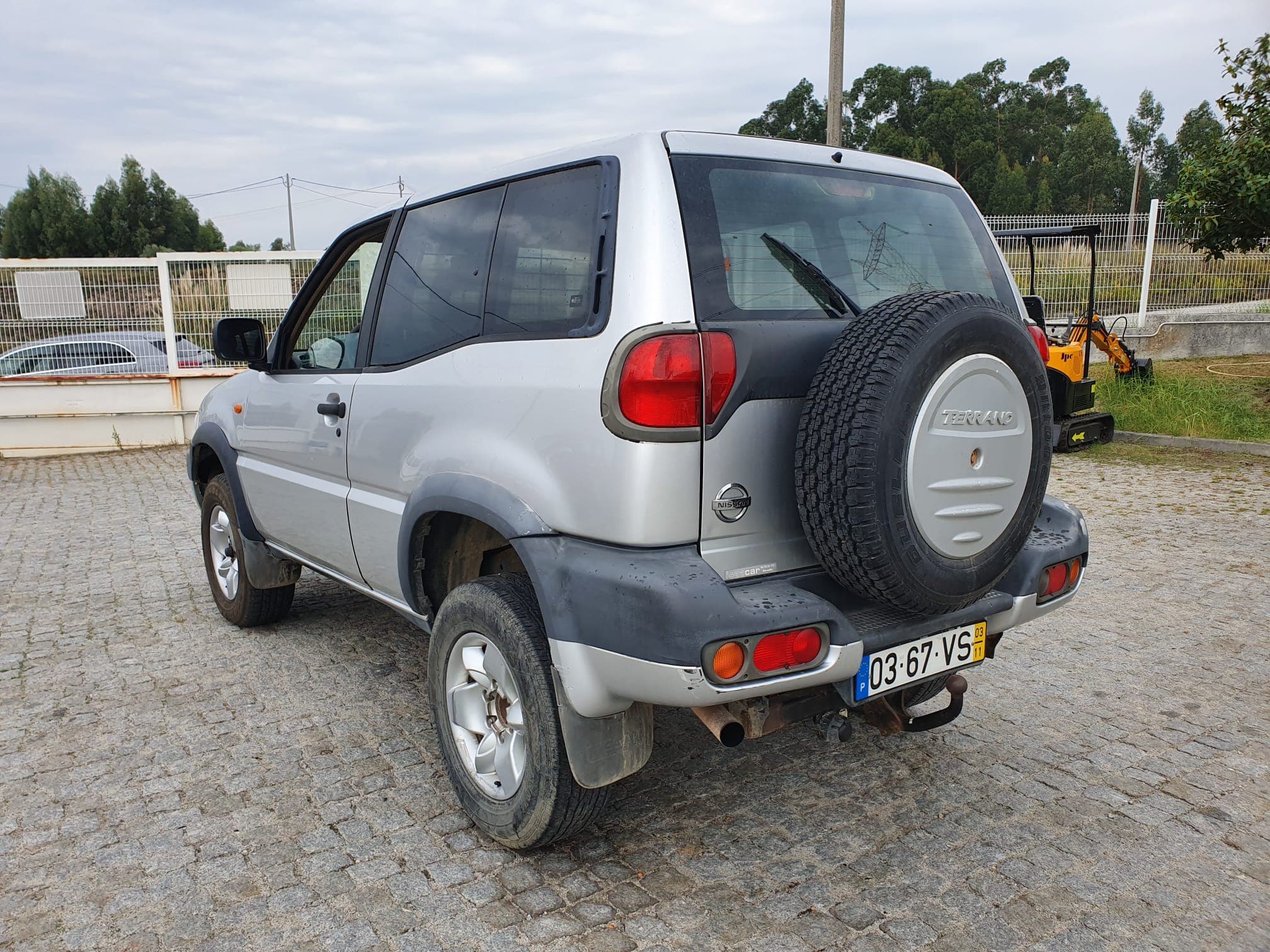 Nissan Terrano · Ano 2003 — imagem 4