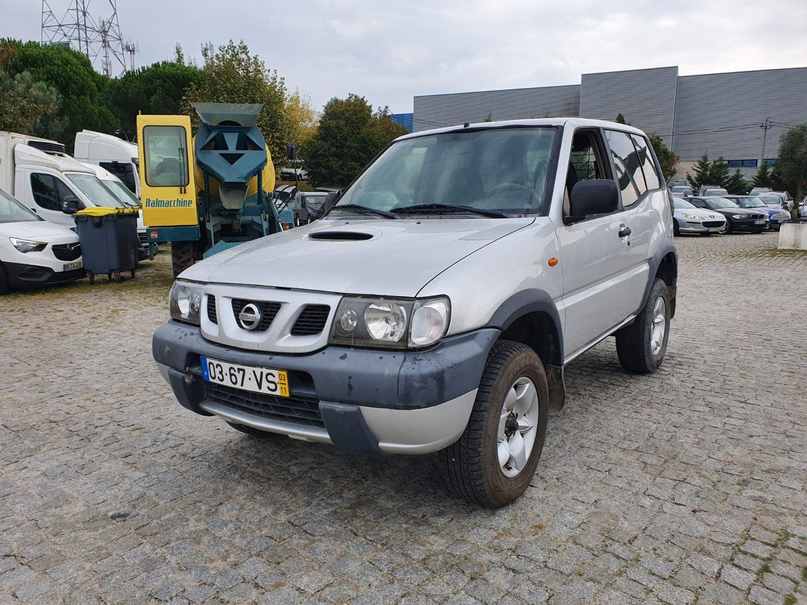 Nissan Terrano · Ano 2003 — imagem 2