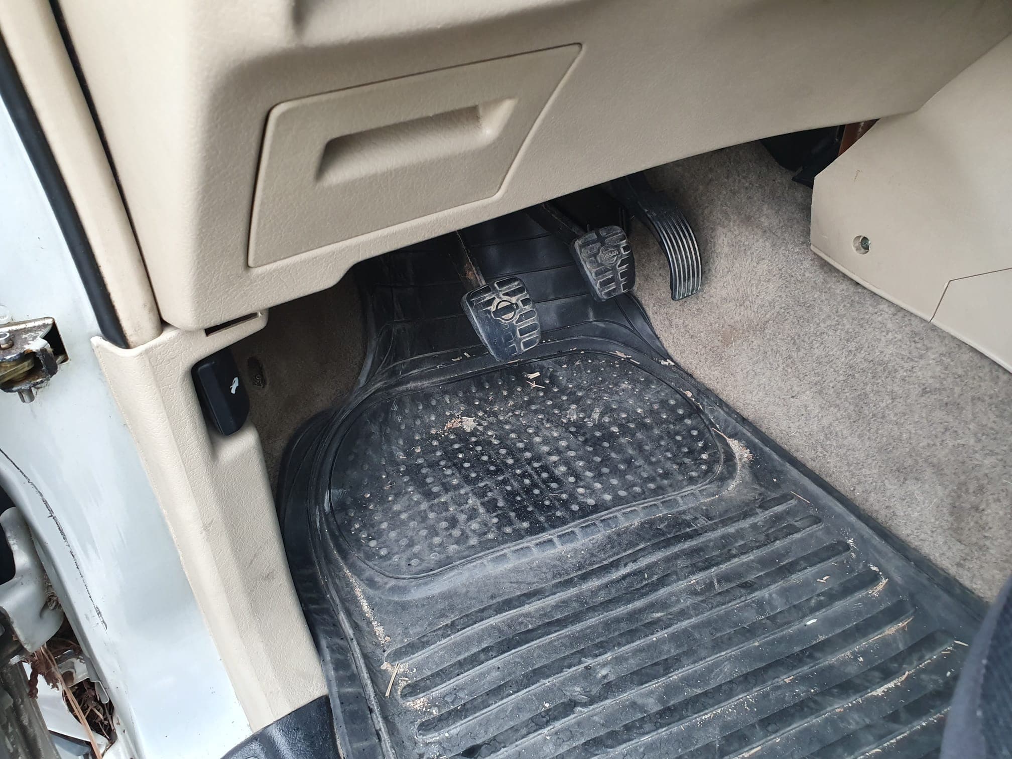 Nissan Terrano · Ano 2003 — imagem 31