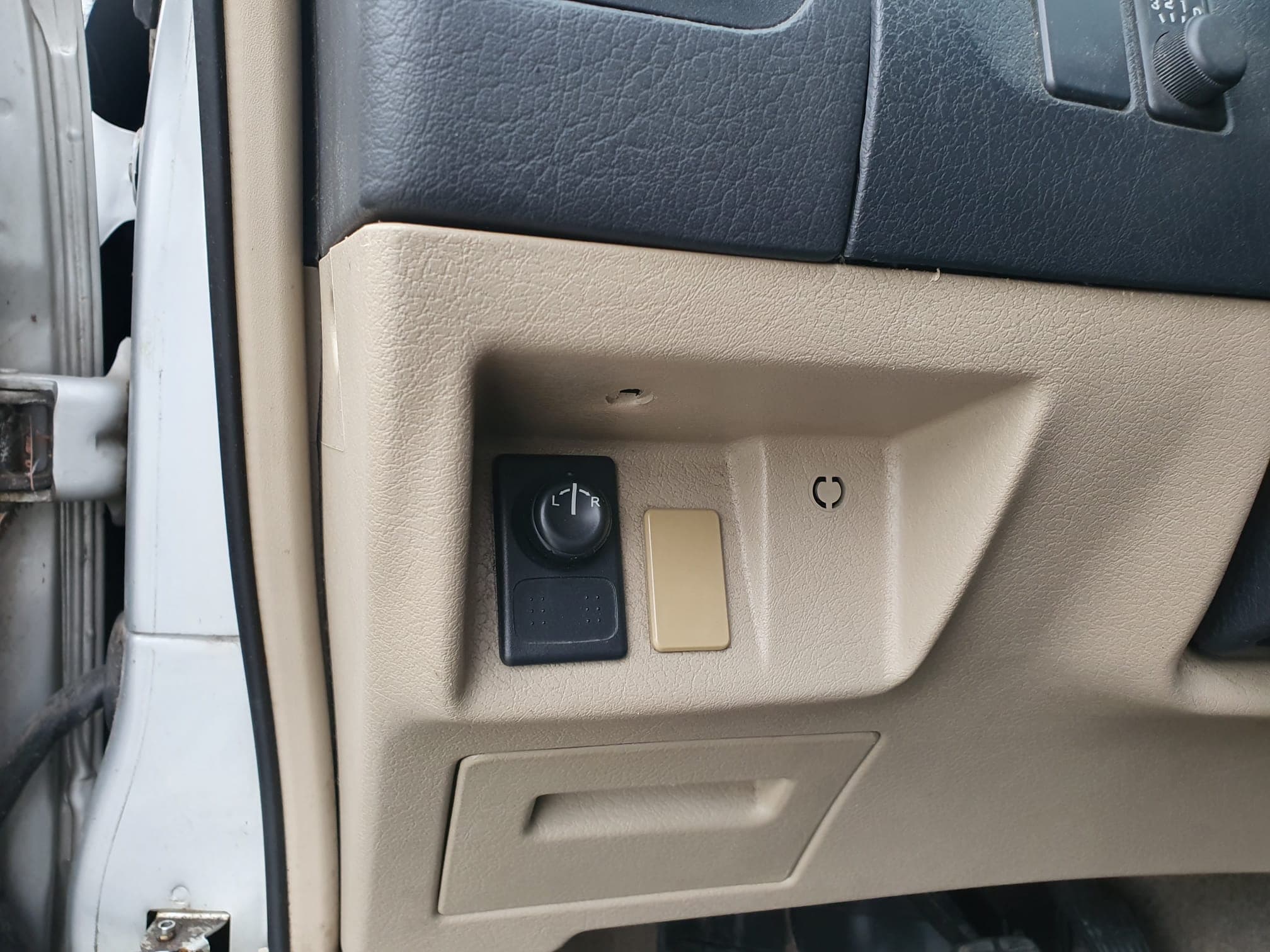 Nissan Terrano · Ano 2003 — imagem 16
