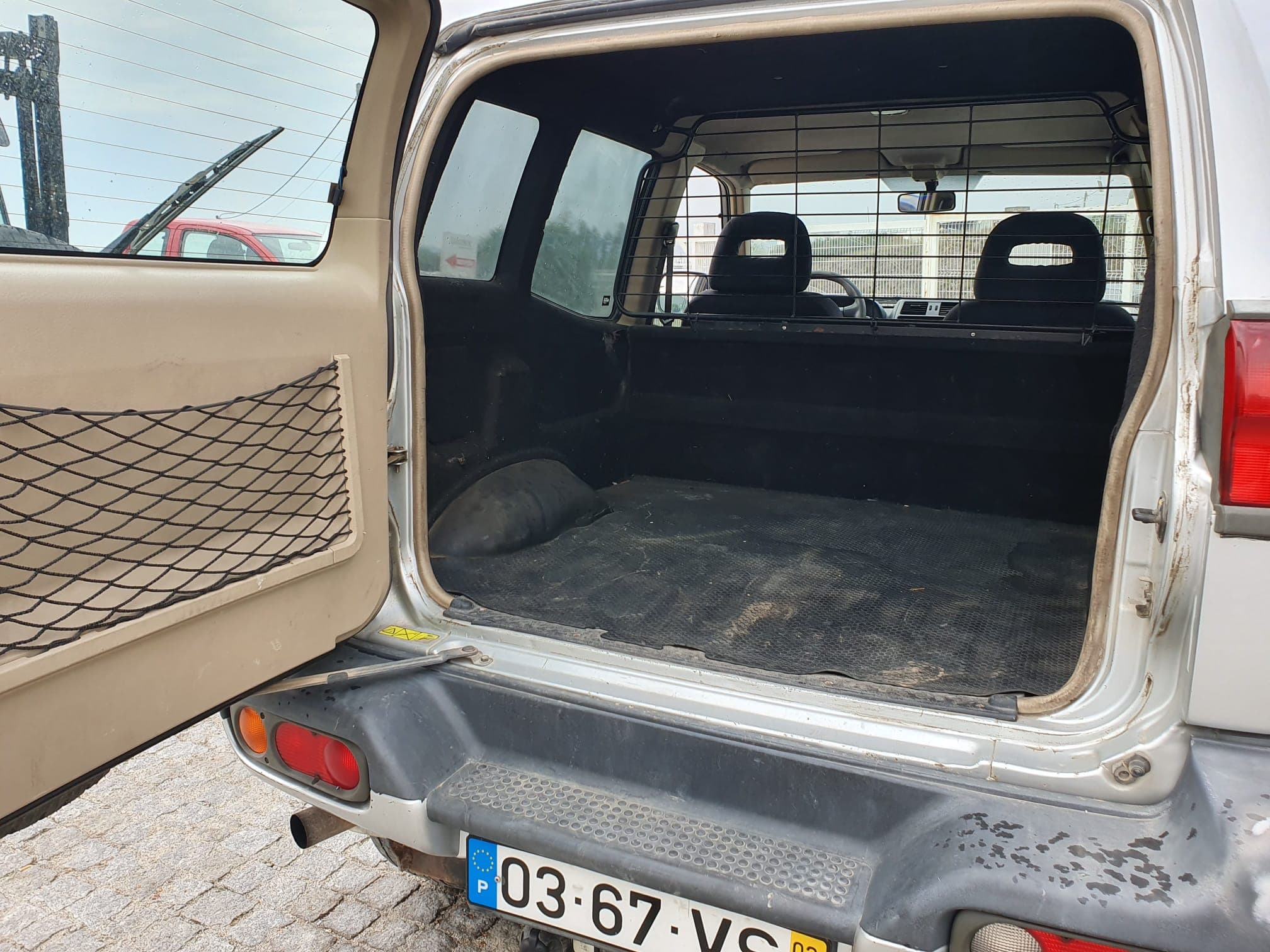 Nissan Terrano · Ano 2003 — imagem 9