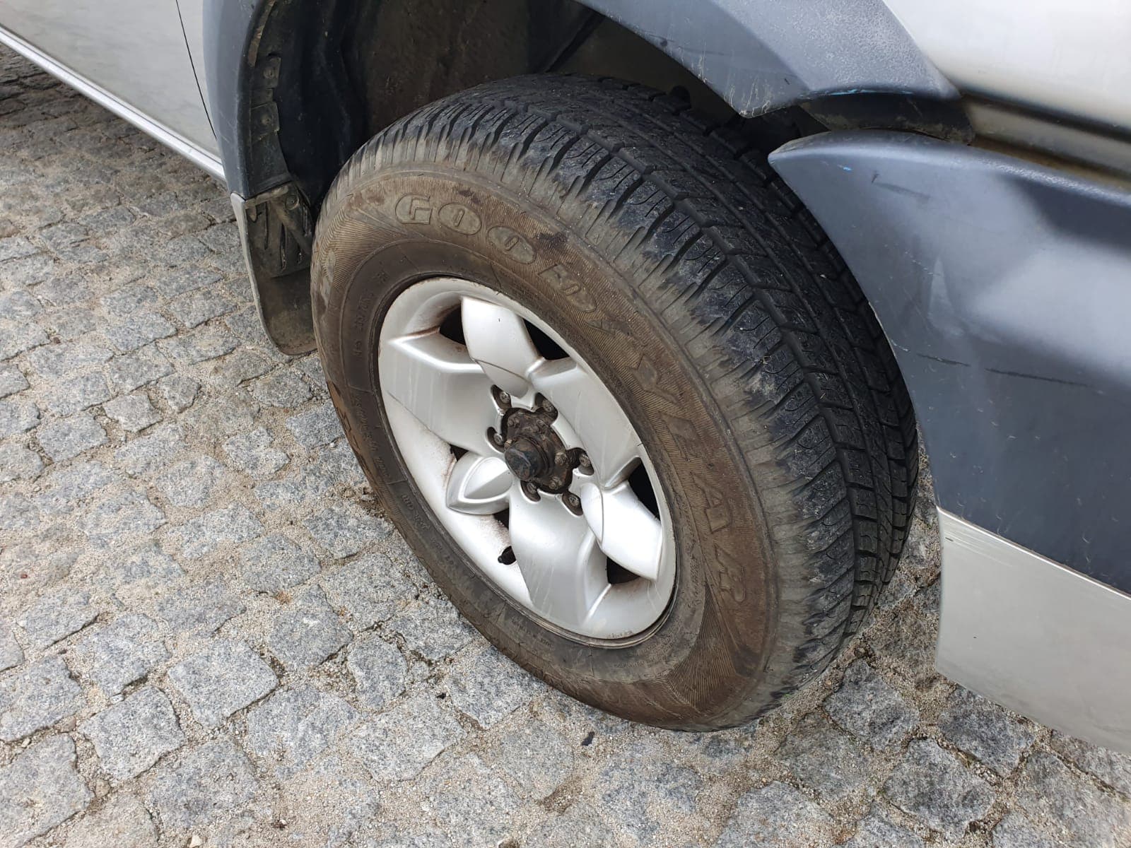 Nissan Terrano · Ano 2003 — imagem 14