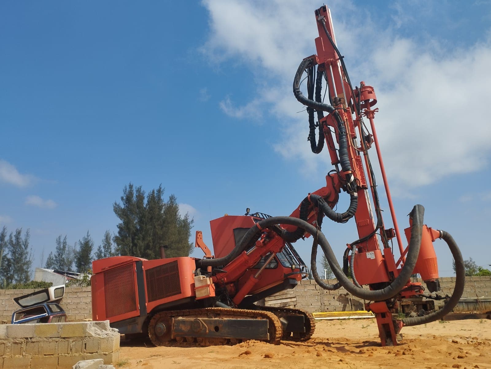 Driller Sandvik DP1500i — image 1